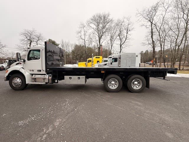 2025 Peterbilt 548 in CLARKSBURG, WV — photo 6