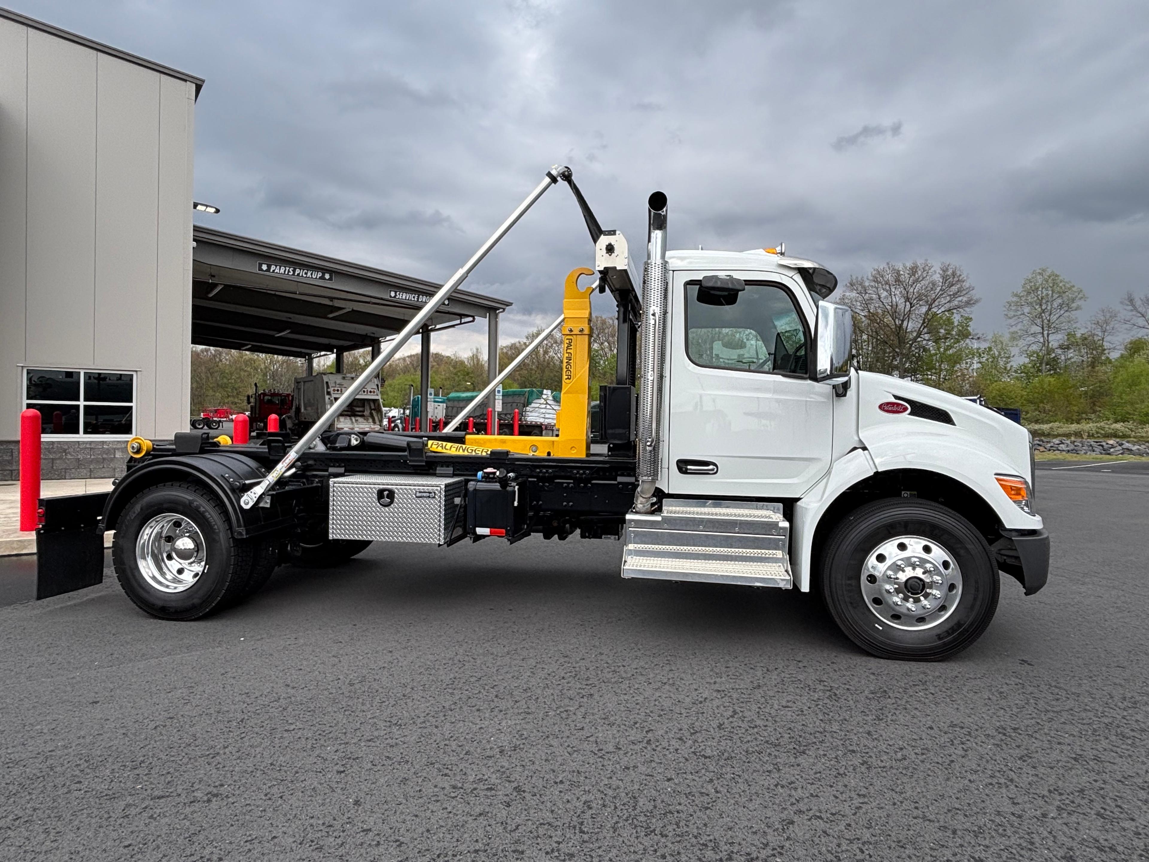 2025 Peterbilt 537 in SCRANTON, PA — photo 7