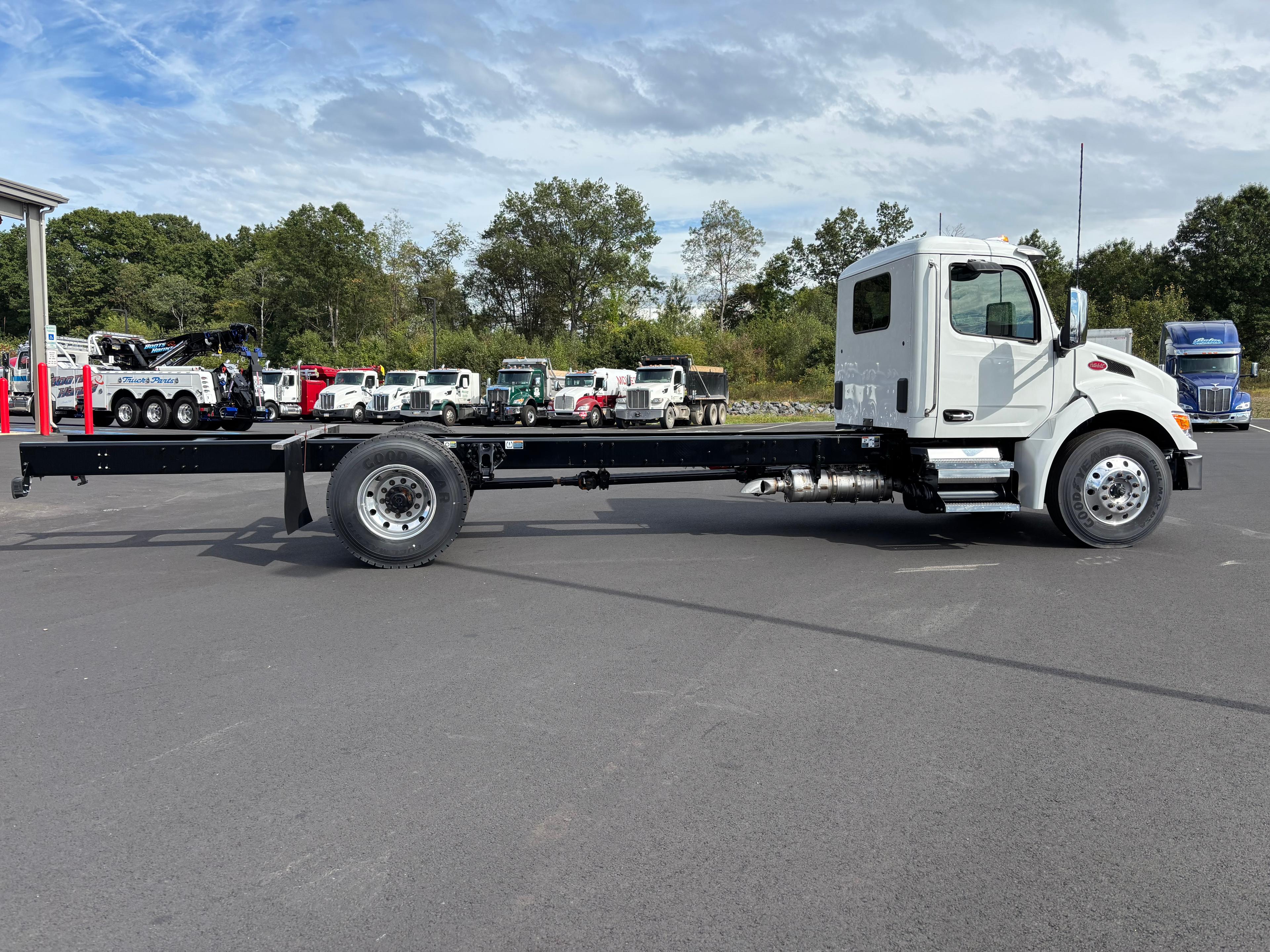 2025 Peterbilt 537 in SCRANTON, PA — photo 6