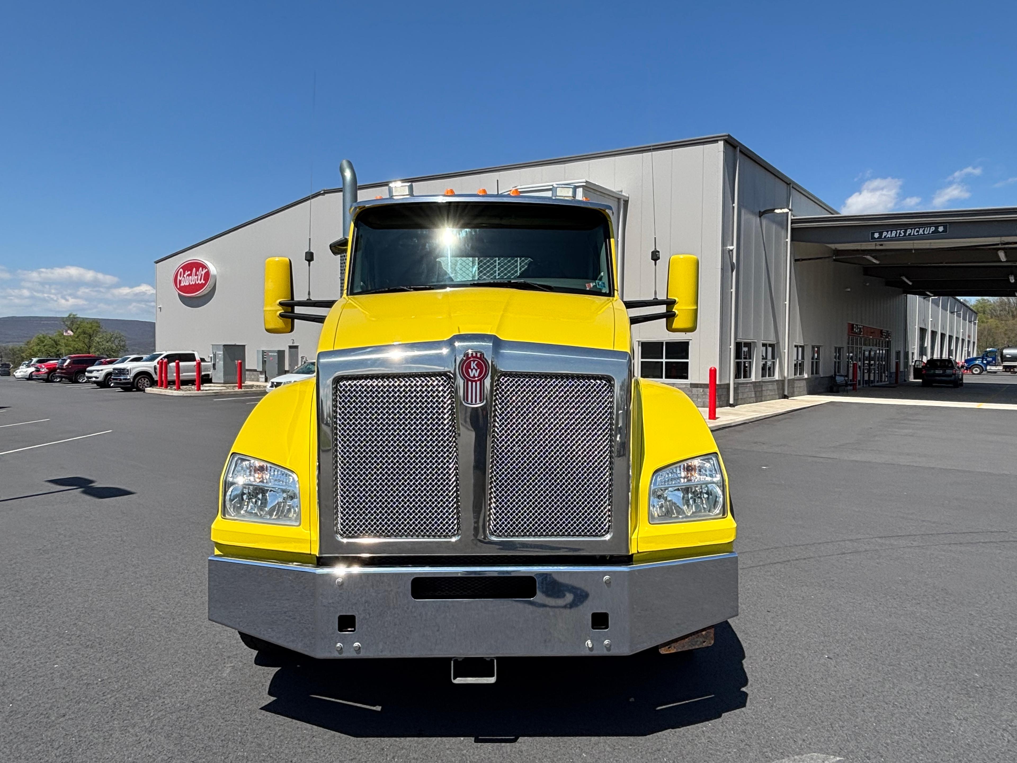 2016 Kenworth T880 in SCRANTON, PA — photo 8