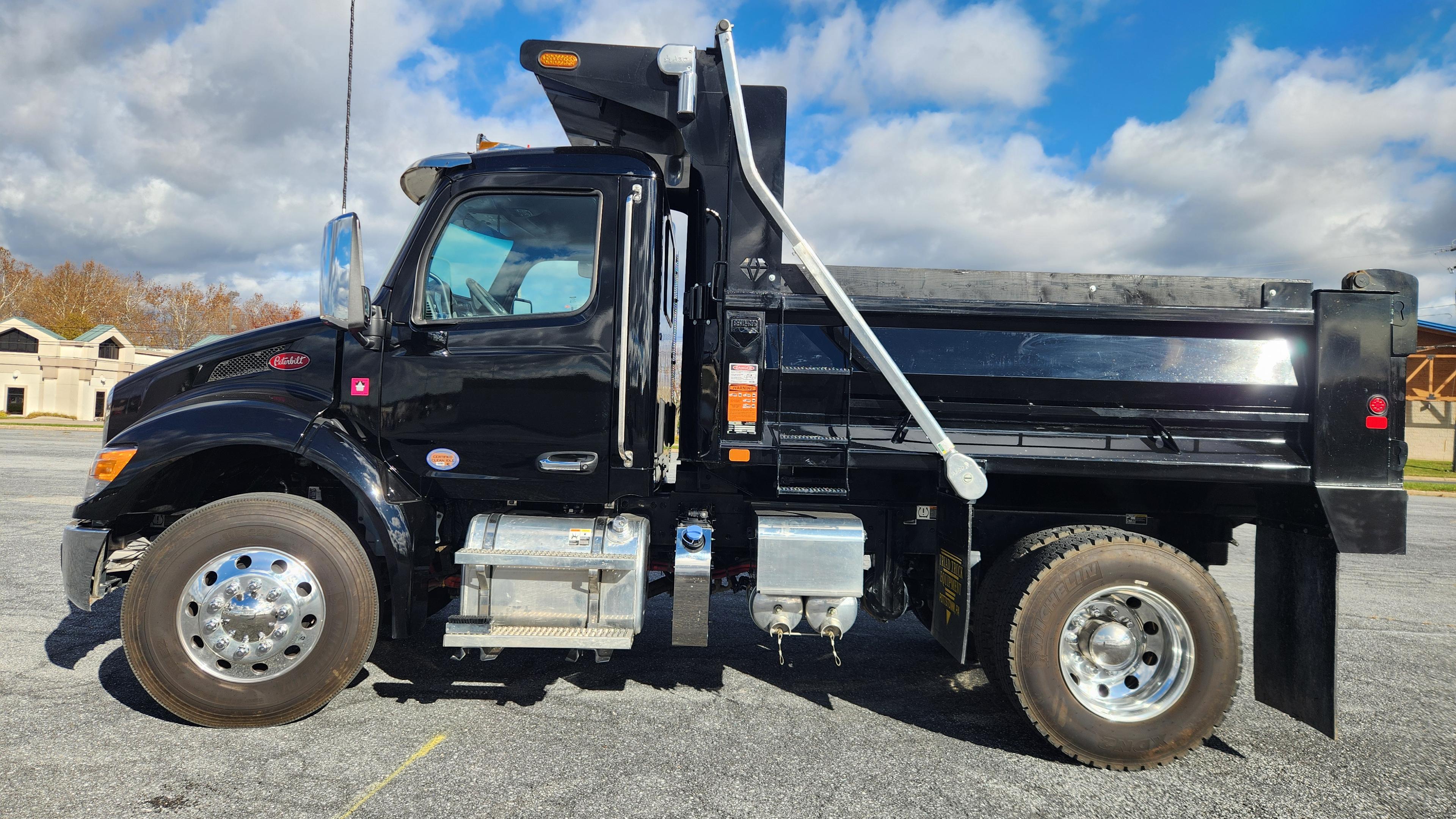 2025 Peterbilt 537 in LANCASTER, PA — photo 8