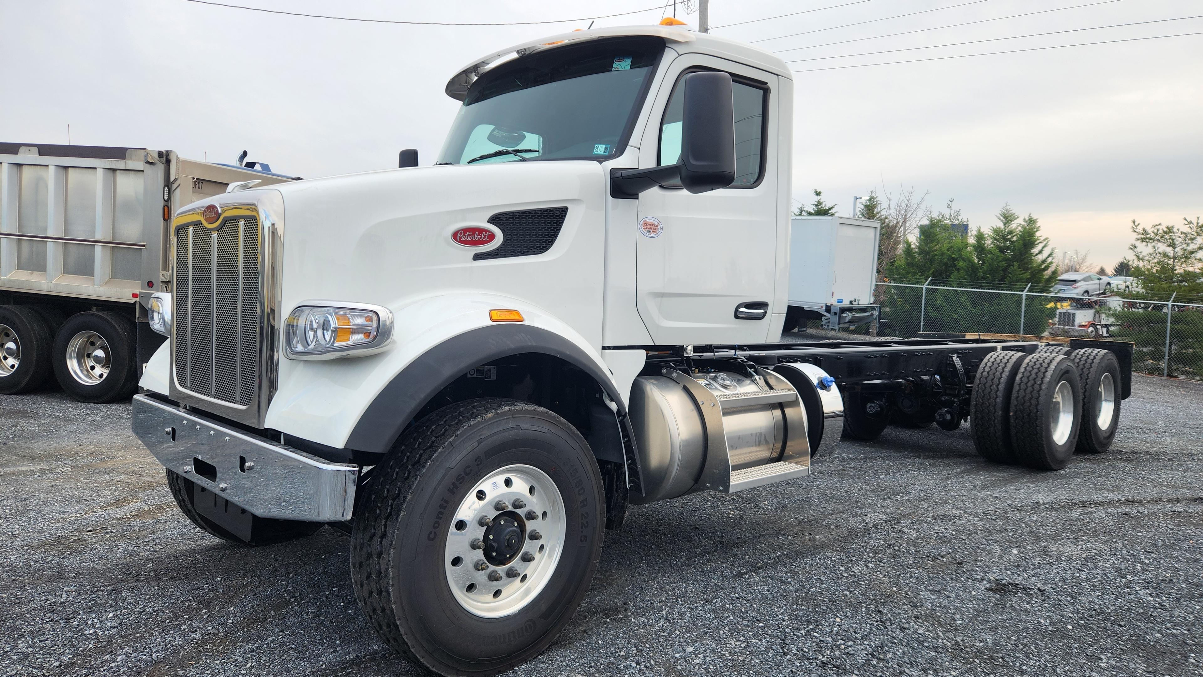 2026 Peterbilt 567