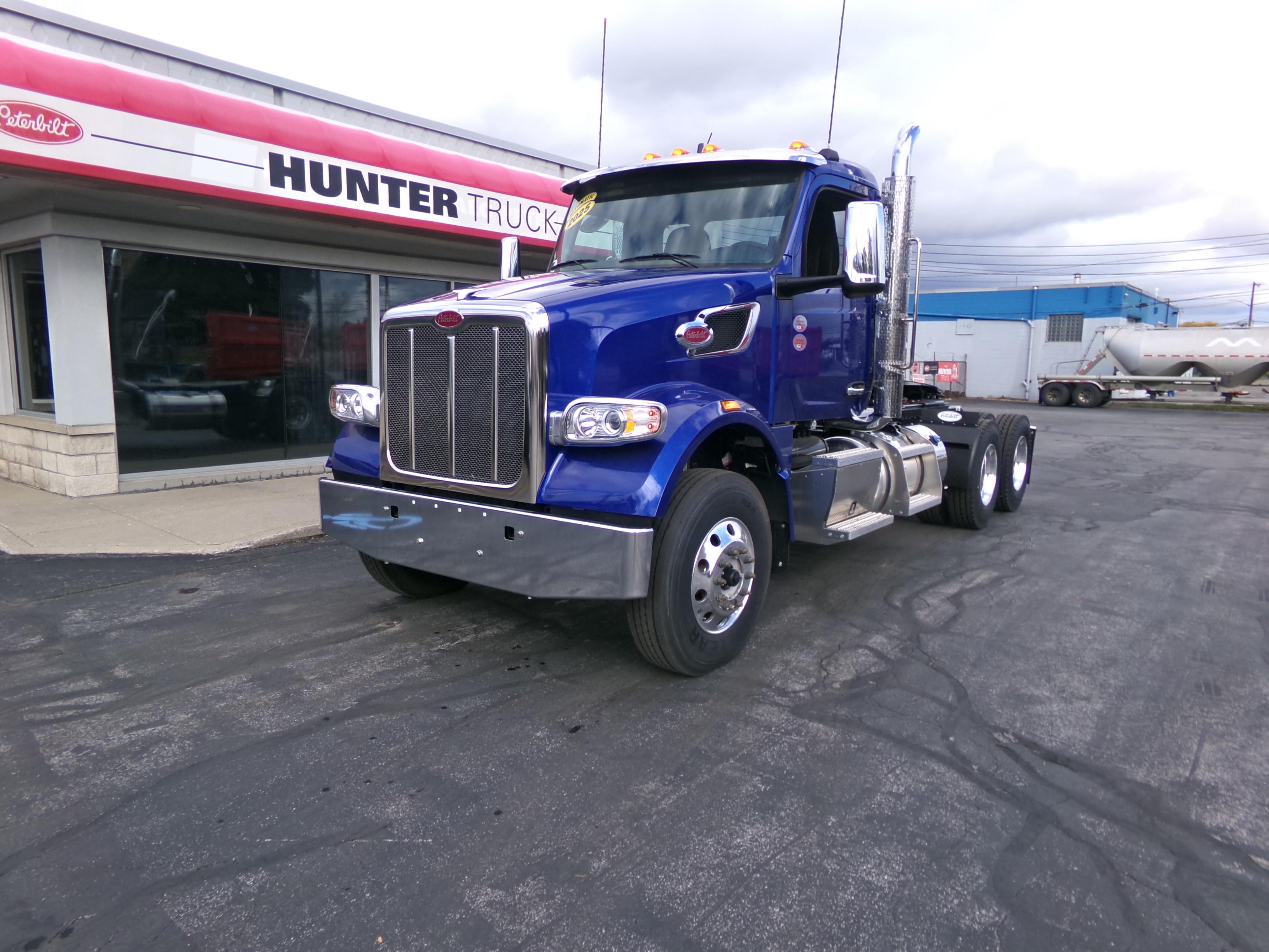 2025 Peterbilt 567