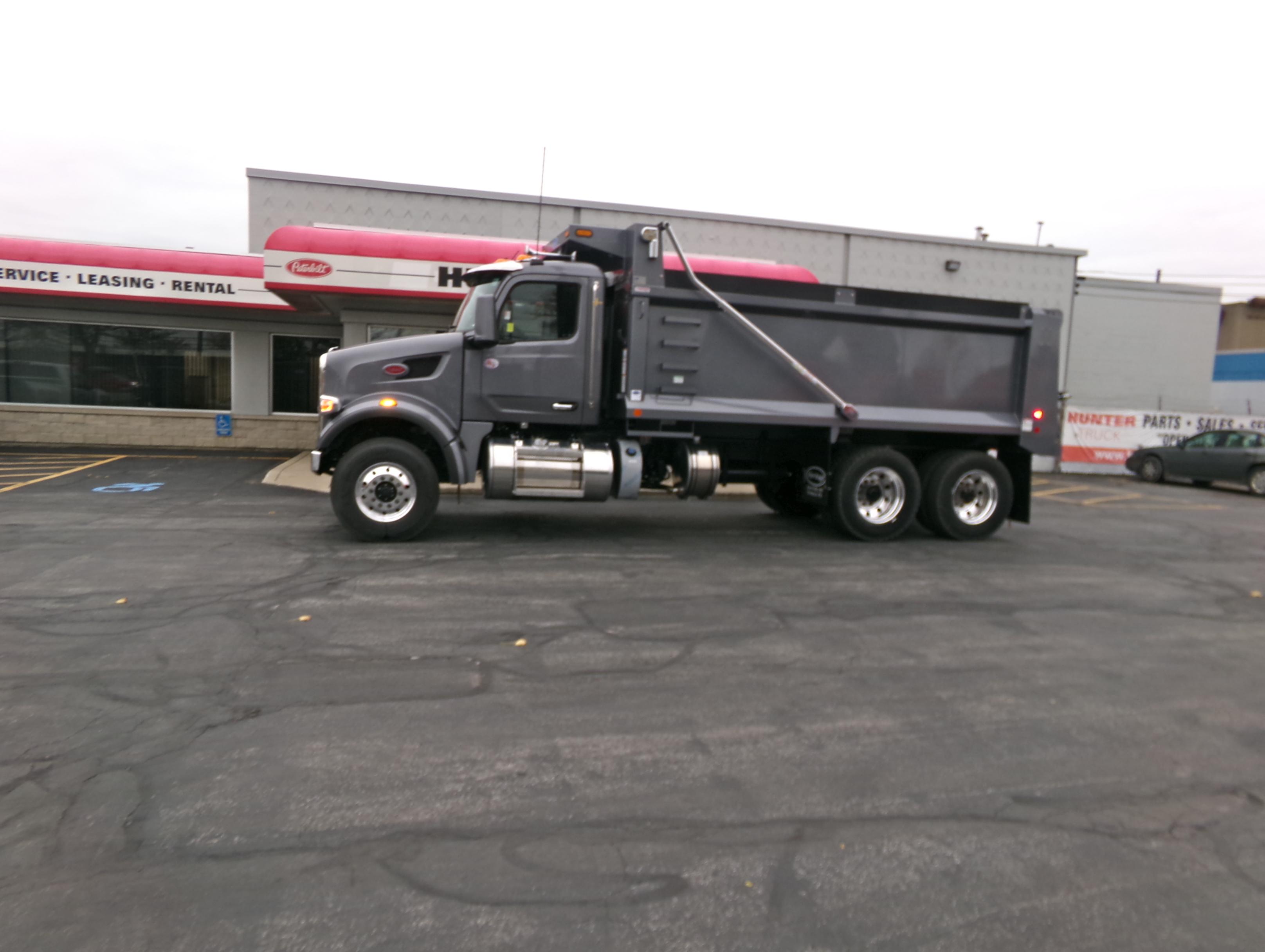 2025 Peterbilt 567 in BUFFALO, NY — photo 4