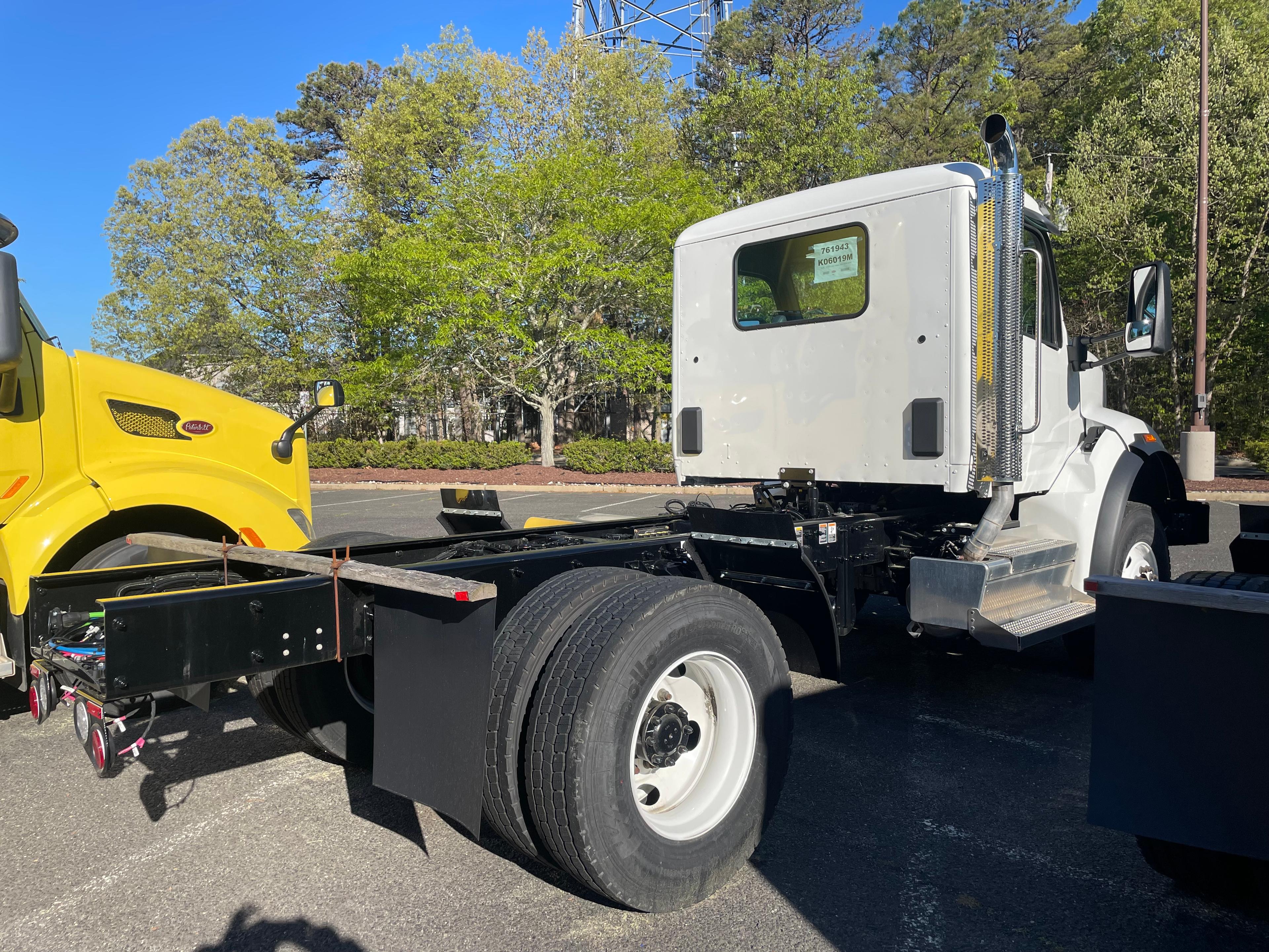 2025 Peterbilt 548 in CLARKSBURG, WV — photo 6