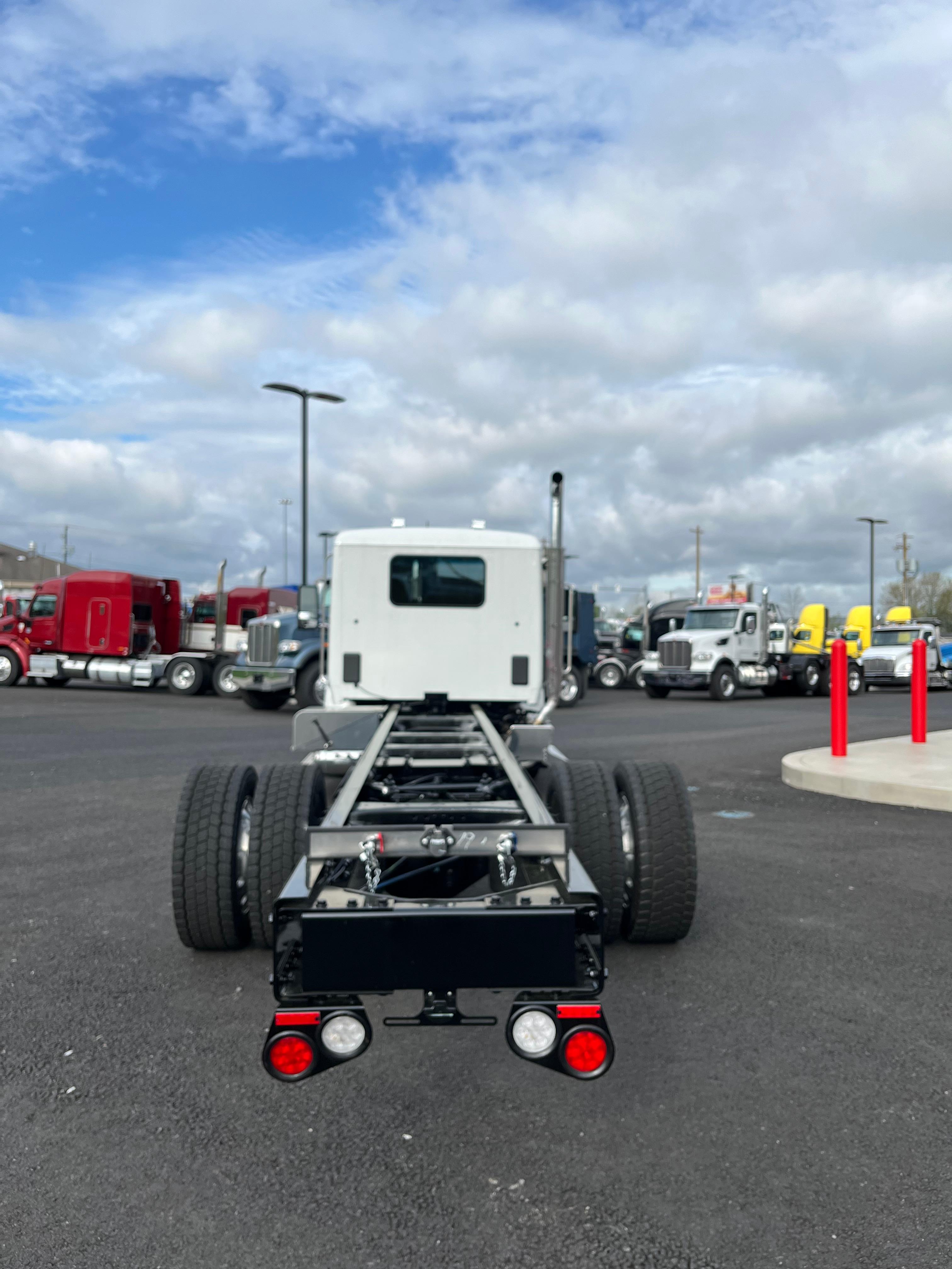 2025 Peterbilt 537 in SCRANTON, PA — photo 4