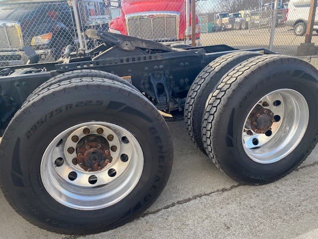 2021 Peterbilt 579 in EAU CLAIRE, PA — photo 8