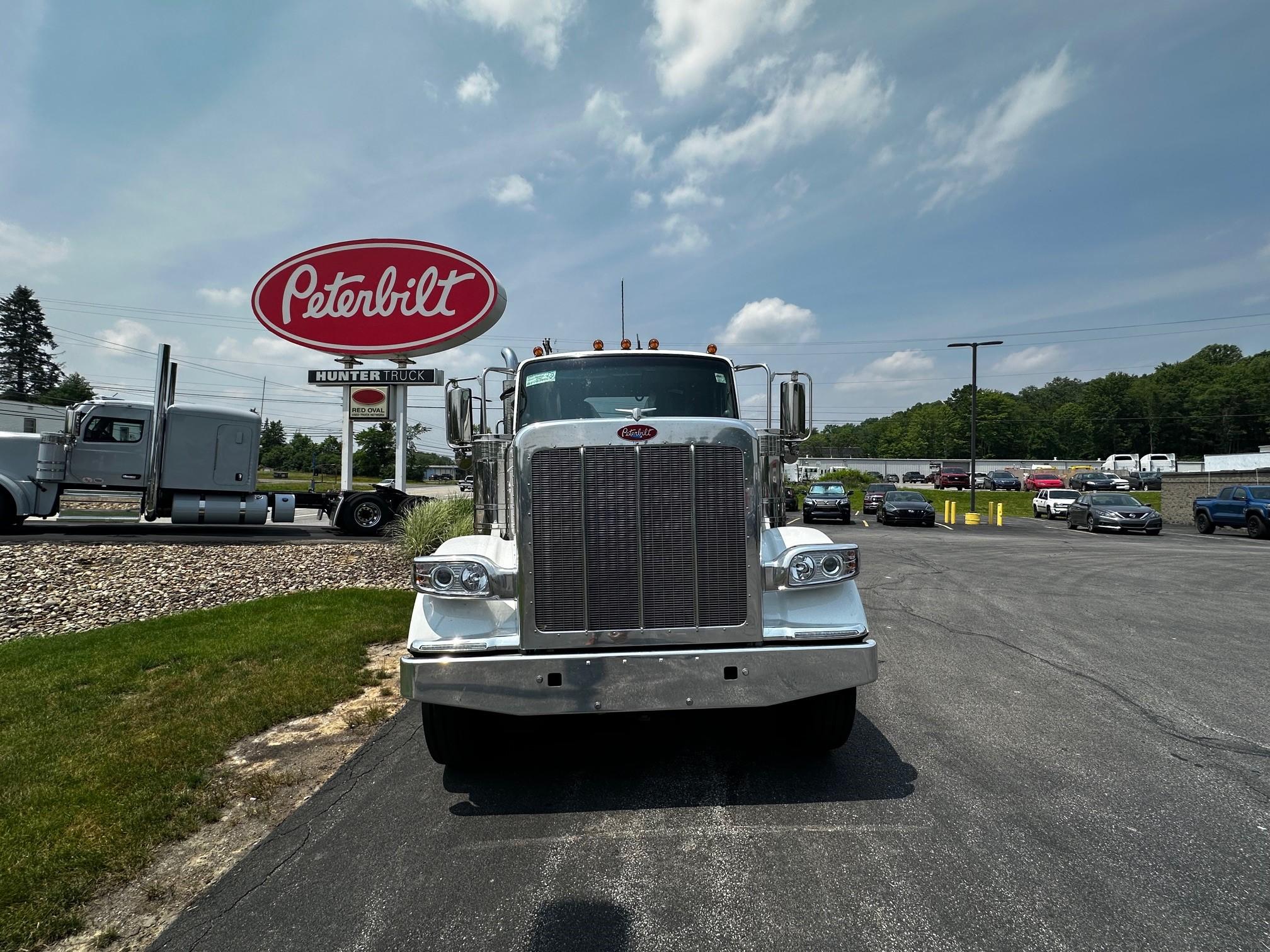 2026 Peterbilt 589 in BUTLER, PA — photo 5