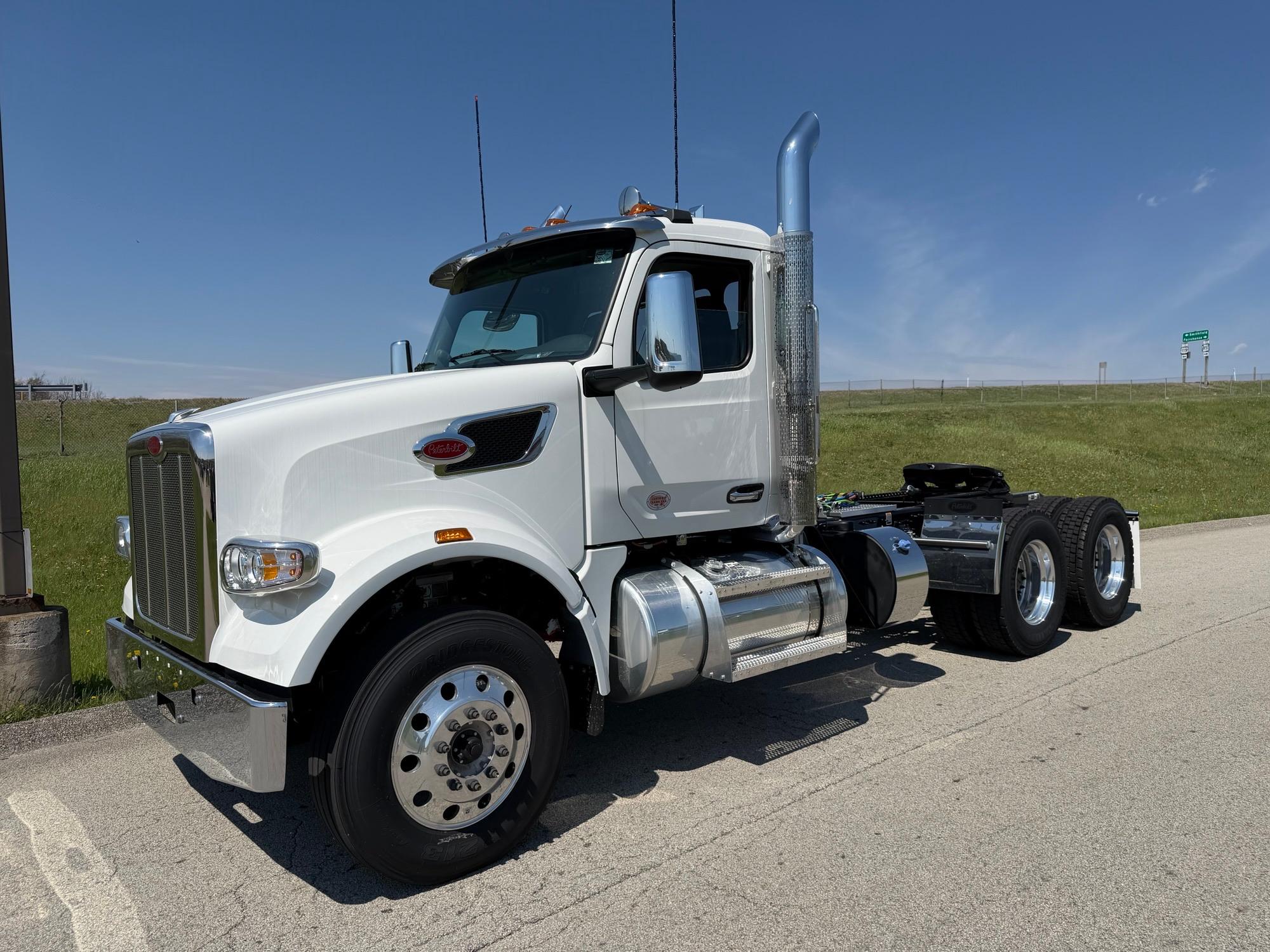 2026 Peterbilt 567