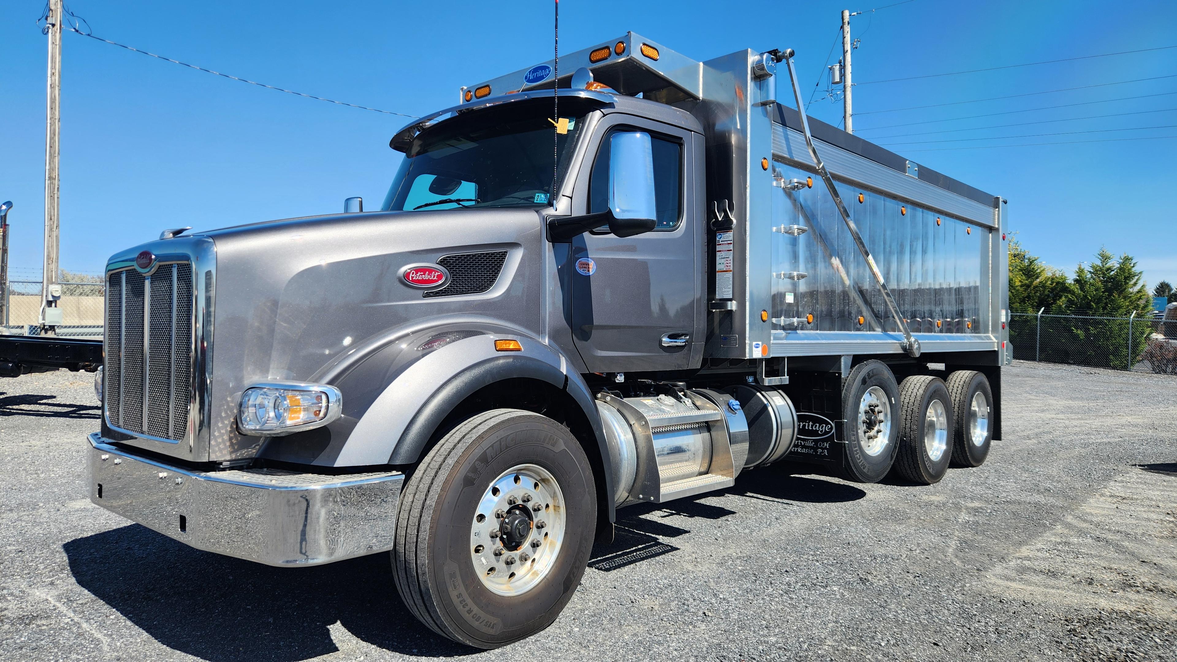 2027 Peterbilt 567