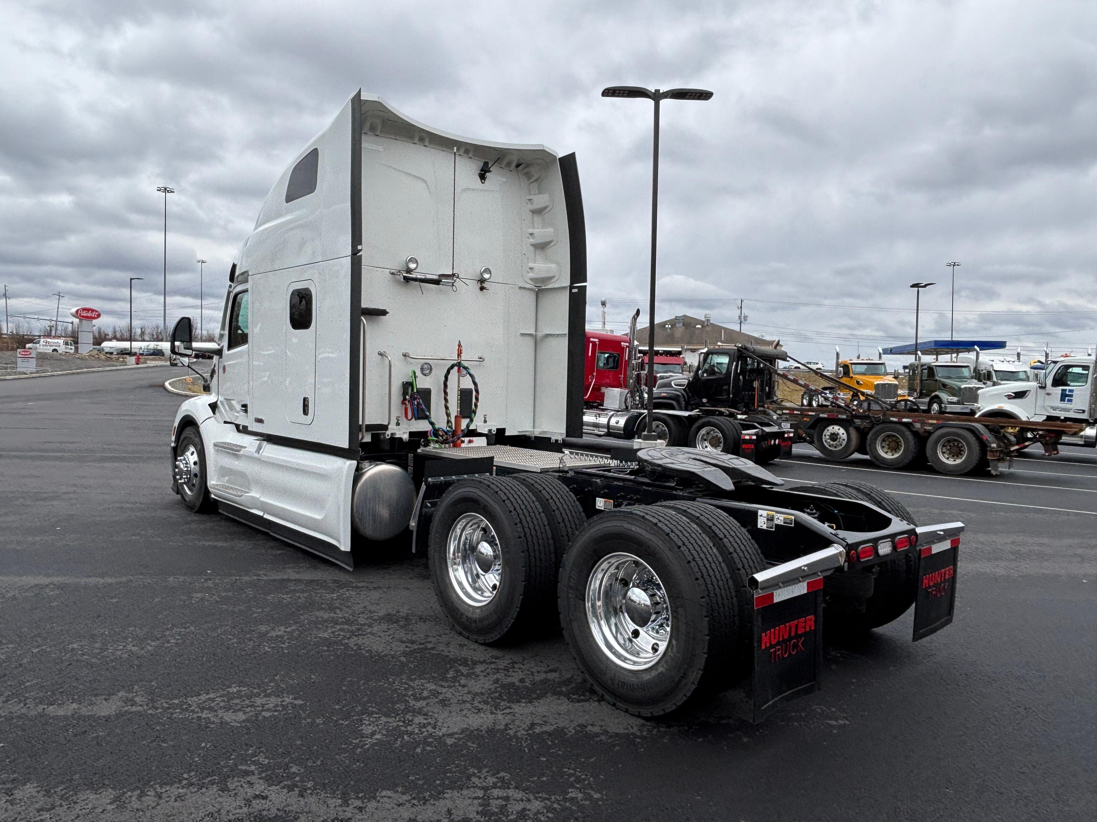 2027 Peterbilt 579 in SCRANTON, PA — photo 3