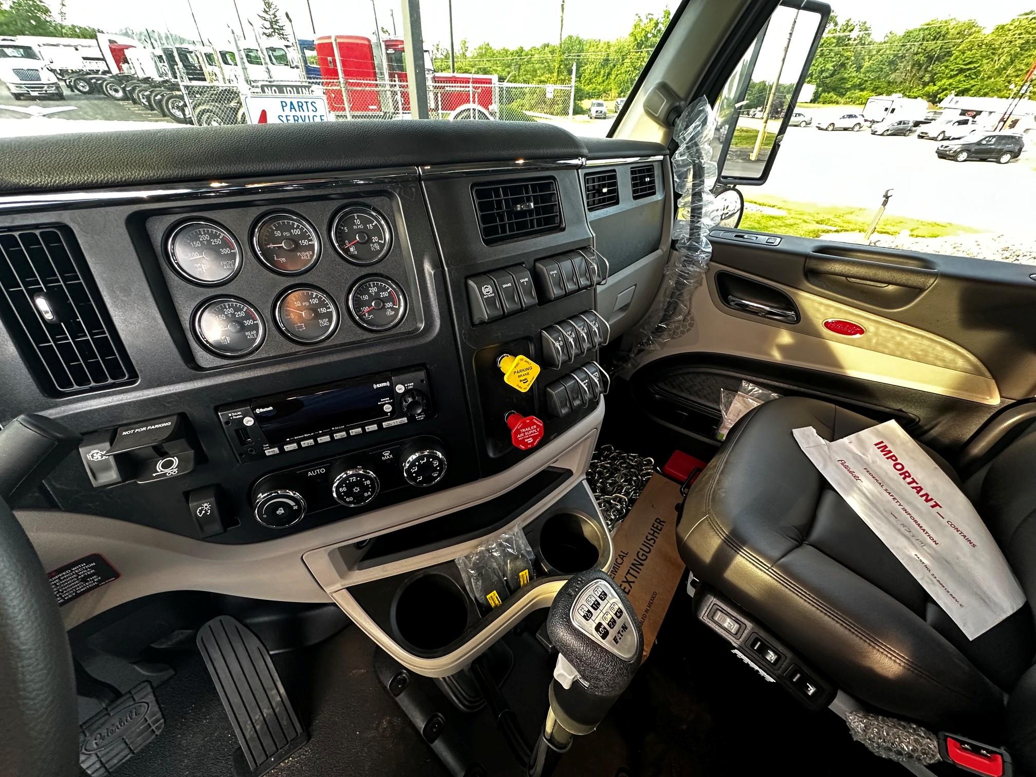 2027 Peterbilt 589 in BUTLER, PA — photo 2