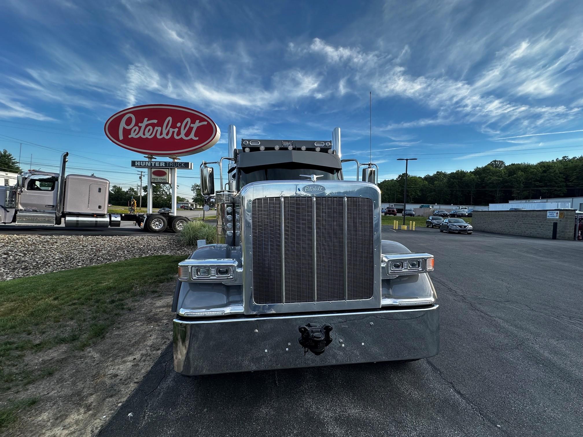 2027 Peterbilt 589 in BUTLER, PA — photo 7