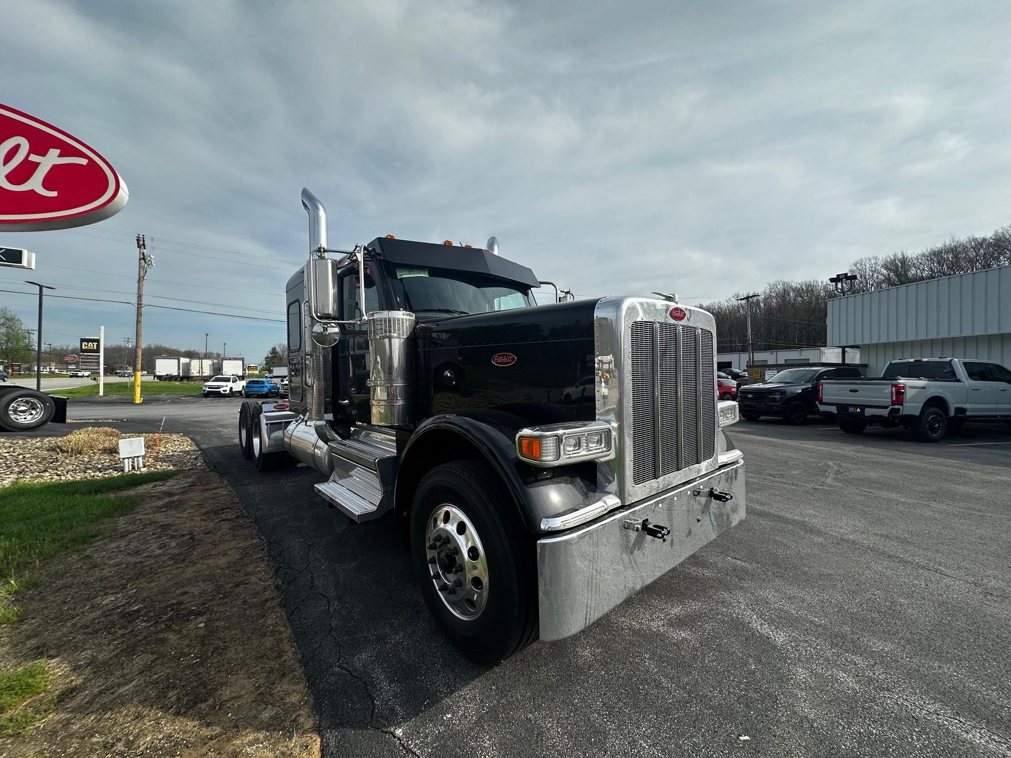 2027 Peterbilt 589 in BUTLER, PA — photo 11