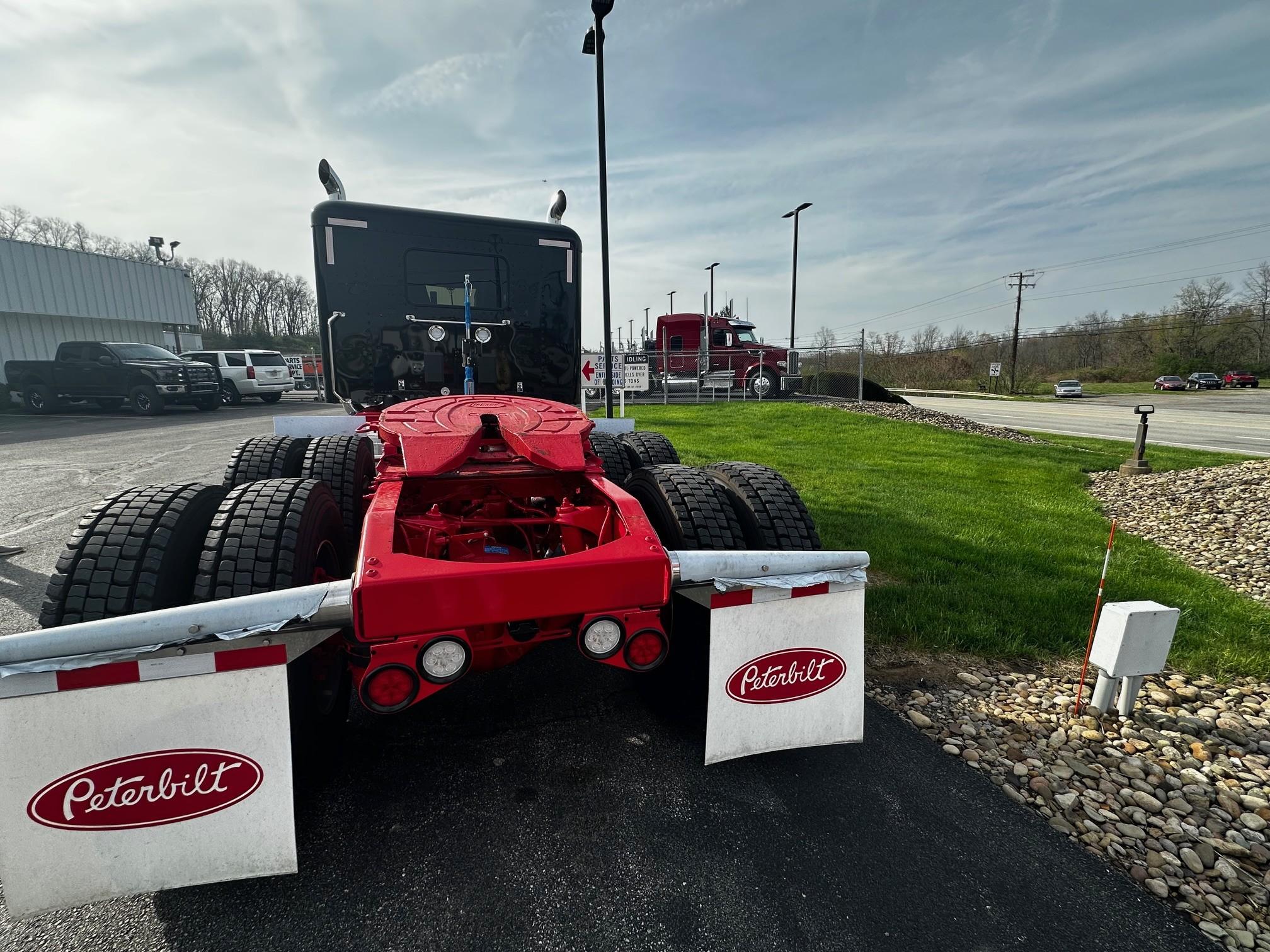 2027 Peterbilt 589 in BUTLER, PA — photo 14