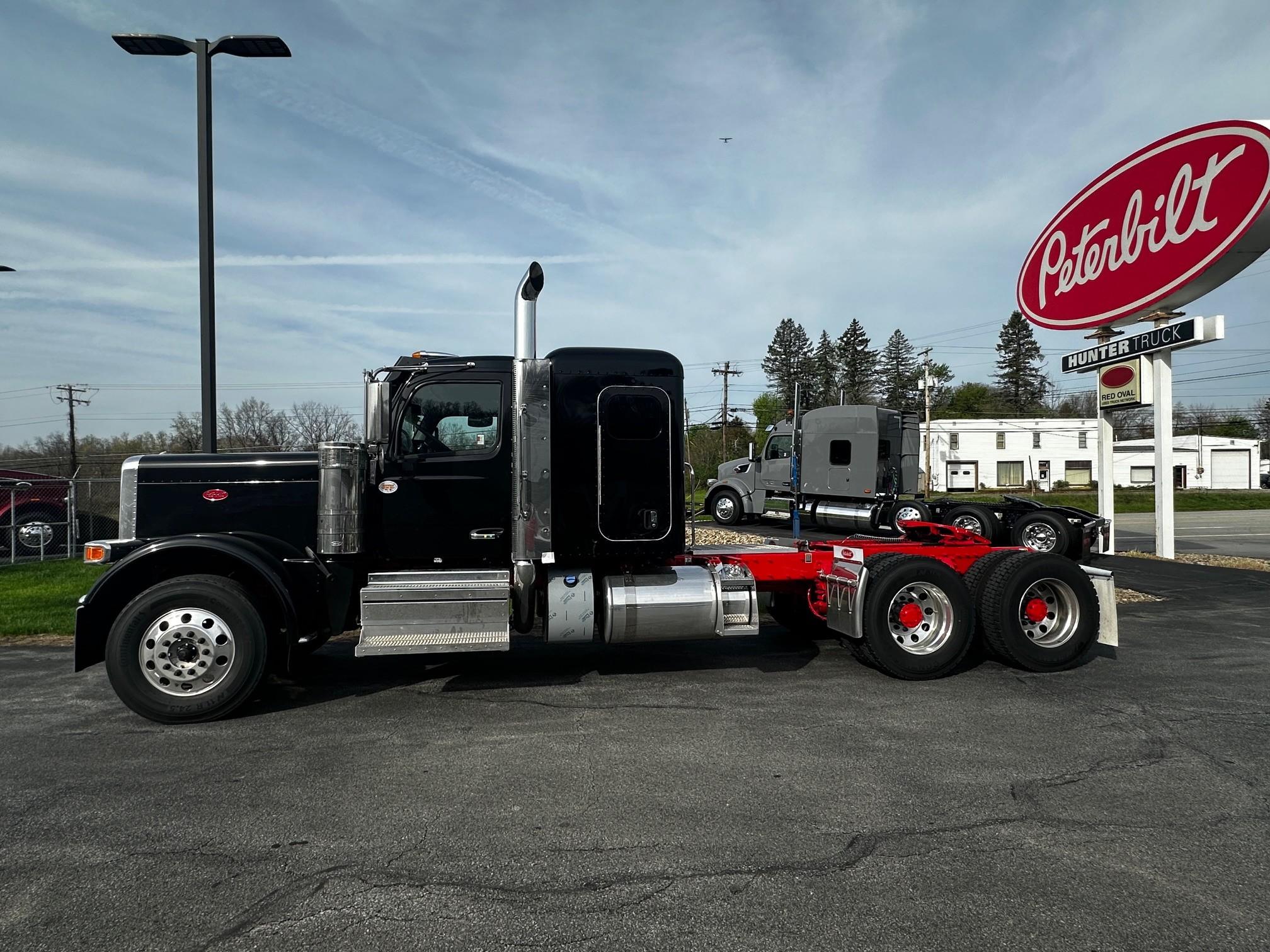 2027 Peterbilt 589 in BUTLER, PA — photo 16