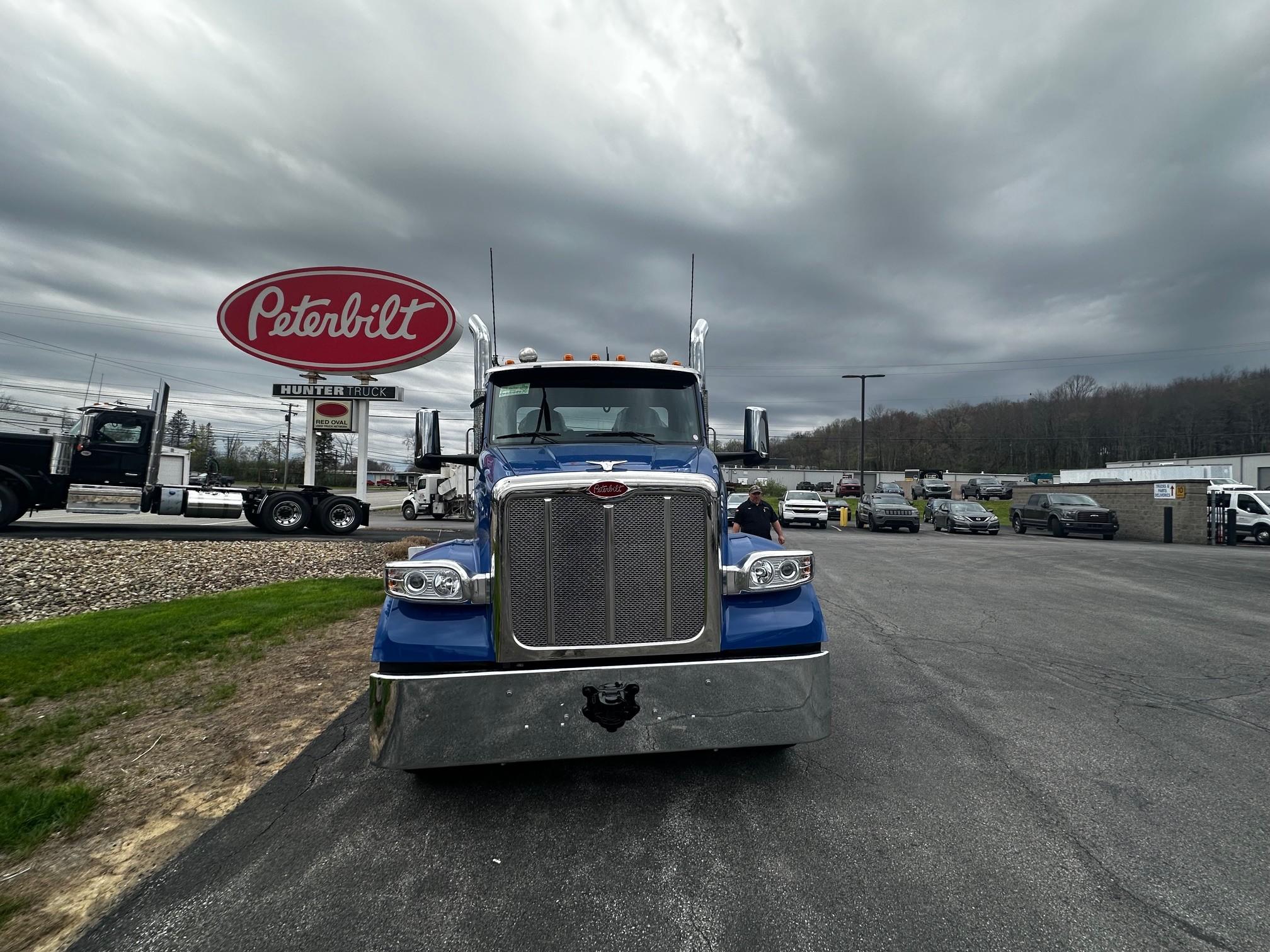2027 Peterbilt 567 in BUTLER, PA — photo 7