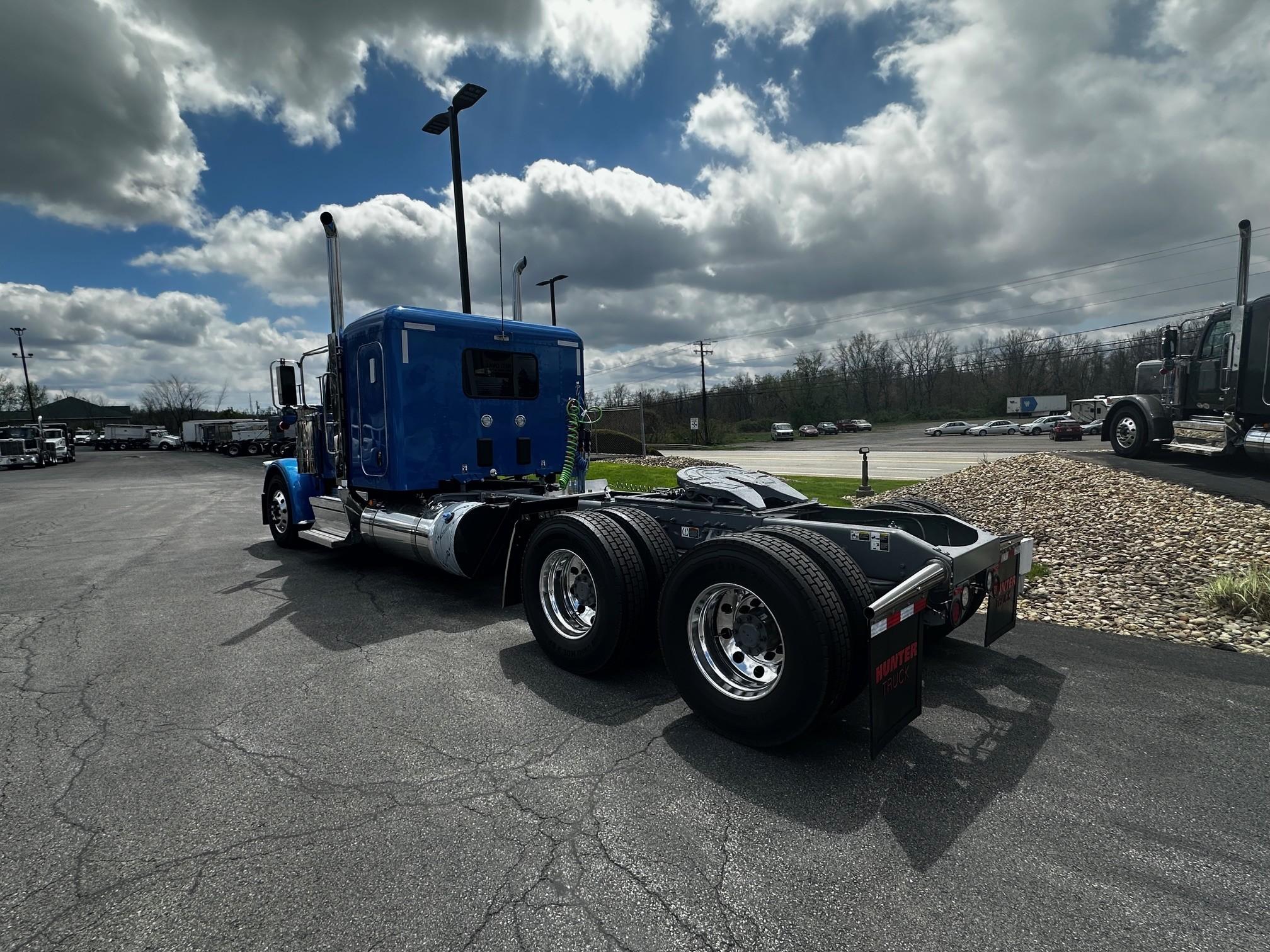 2027 Peterbilt 589 in LANCASTER, PA — photo 15