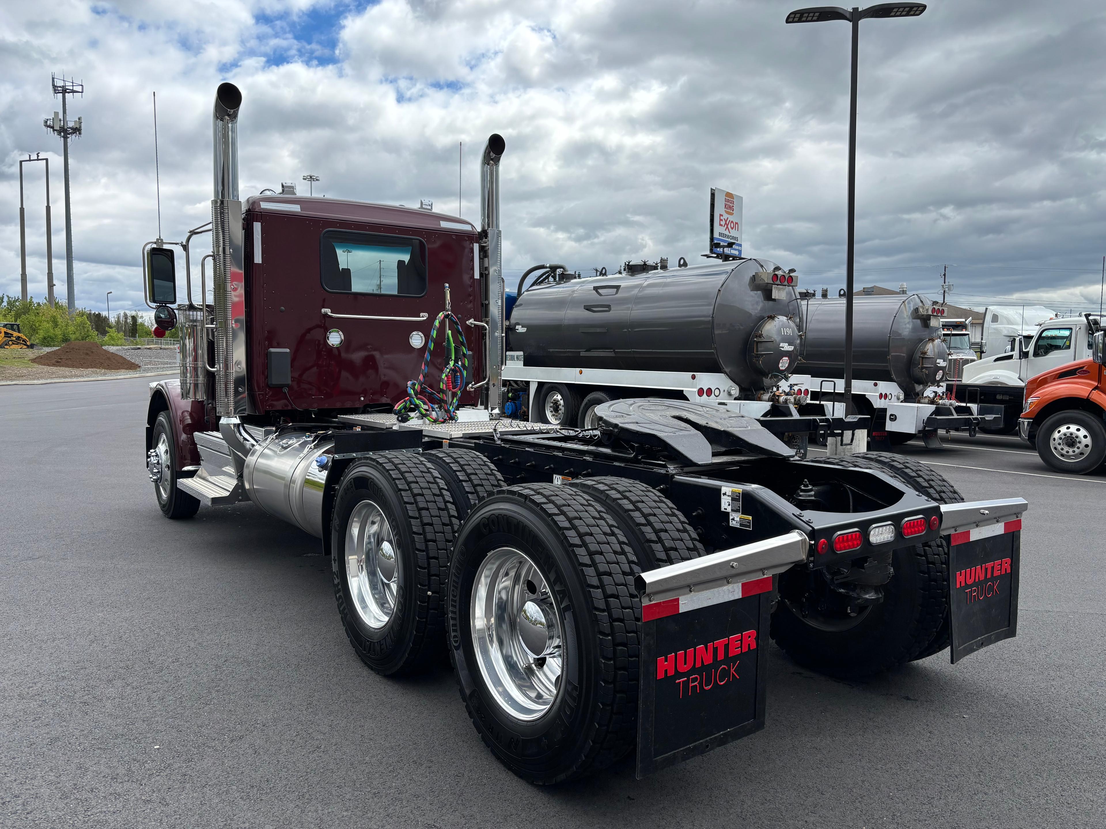 2027 Peterbilt 589 in SCRANTON, PA — photo 3