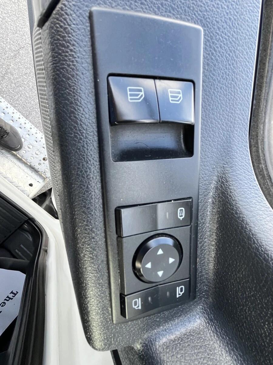 2019 Freightliner Cascadia — photo 18