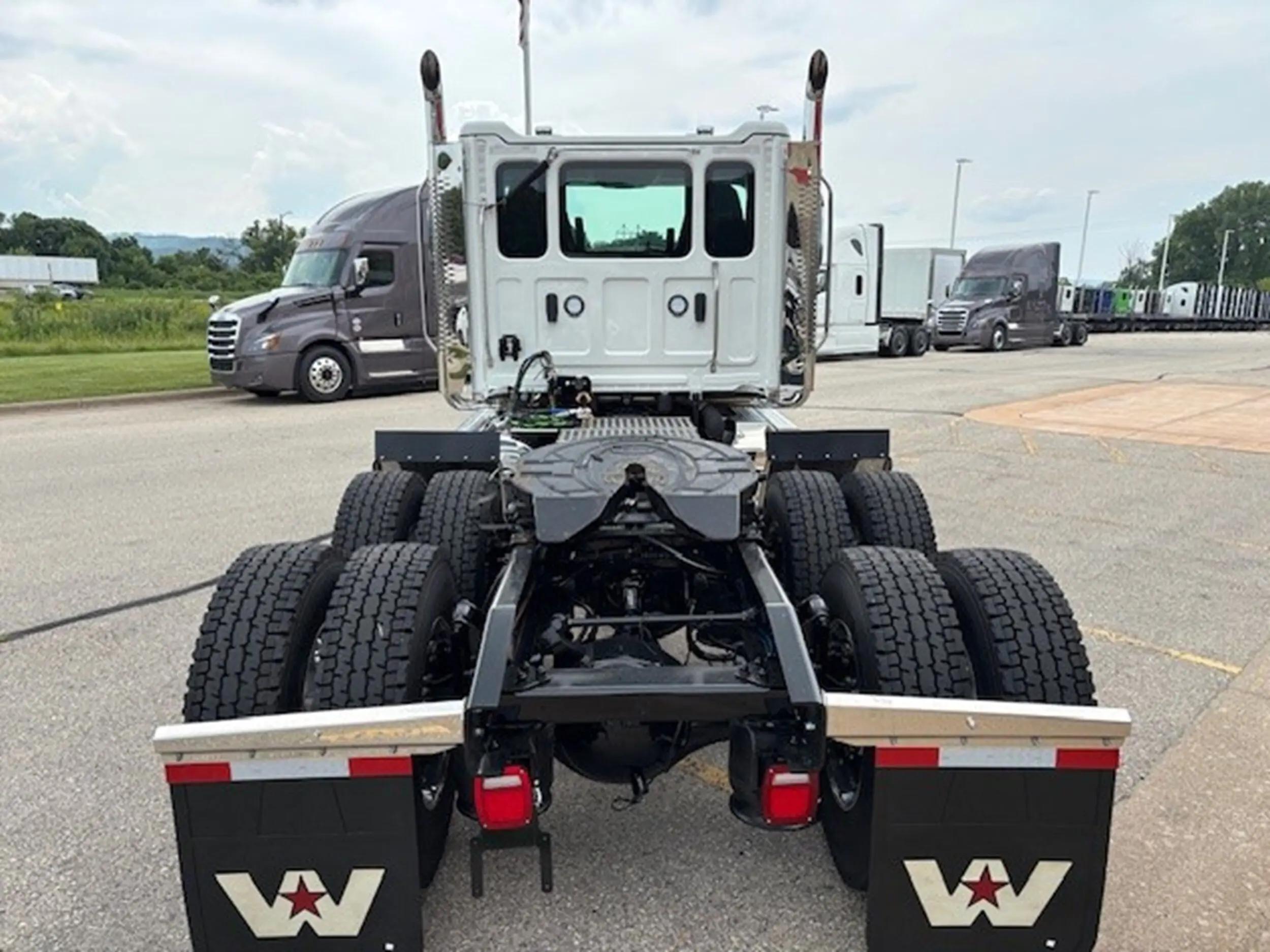 2026 Western Star 49X in La Crosse, WI — photo 6