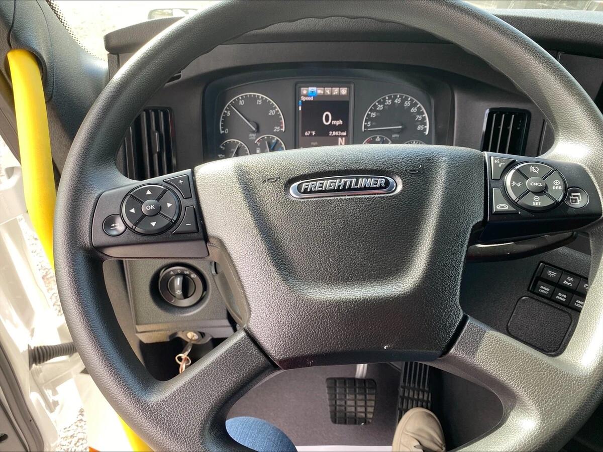 2026 Freightliner Cascadia in Portland, OR — photo 18