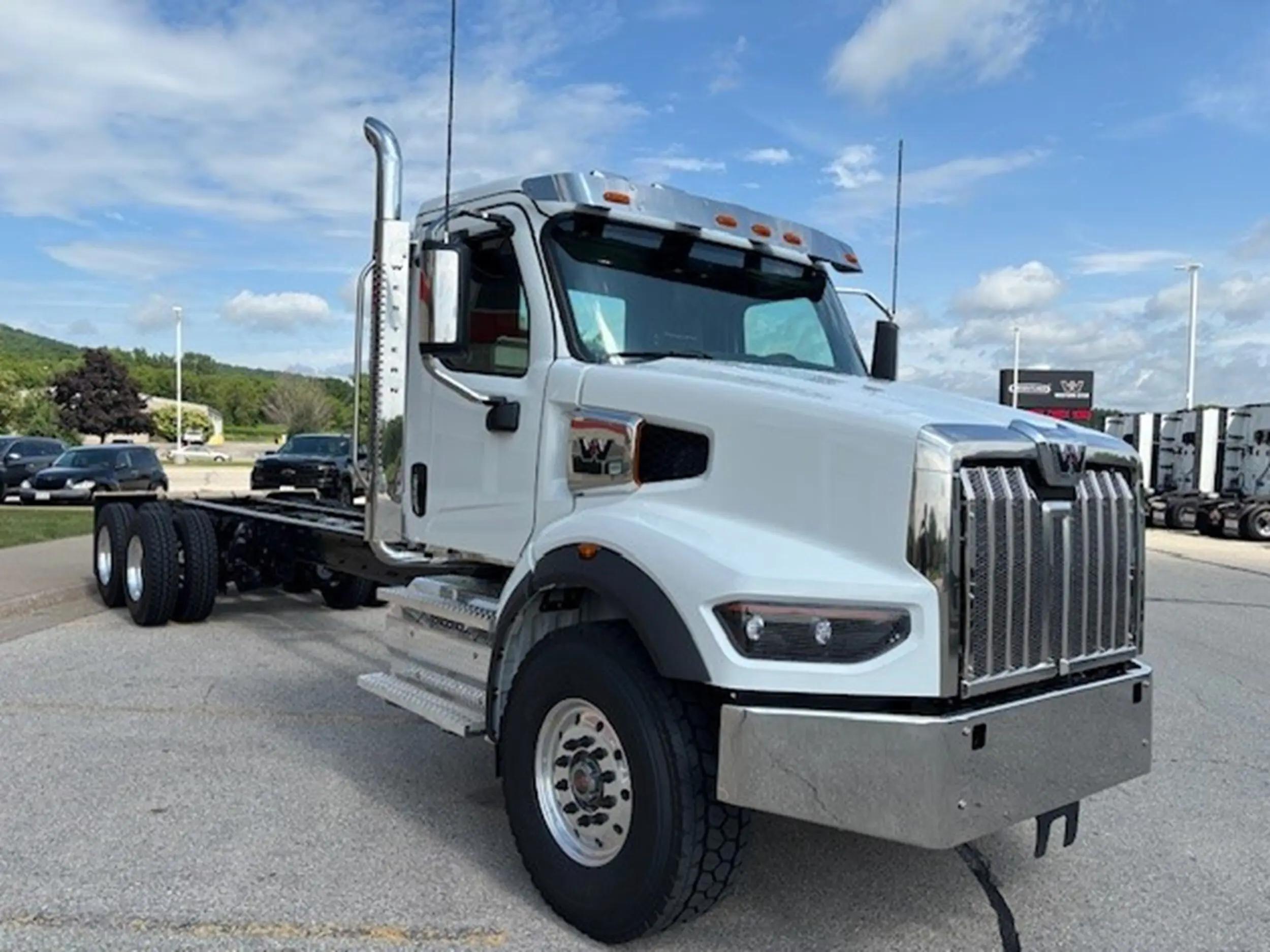 2026 Western Star 49X in La Crosse, WI — photo 3