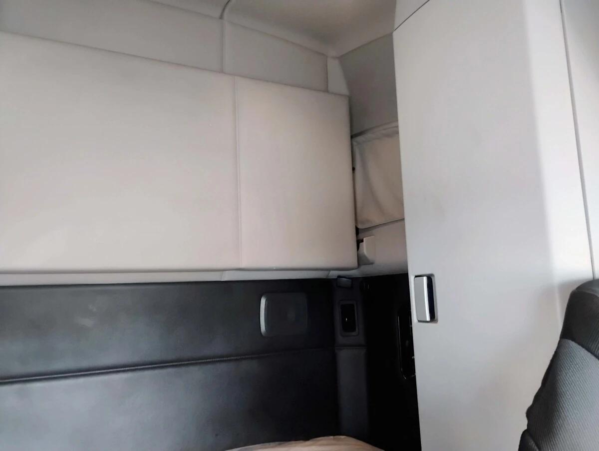 2023 Kenworth T680 — photo 20