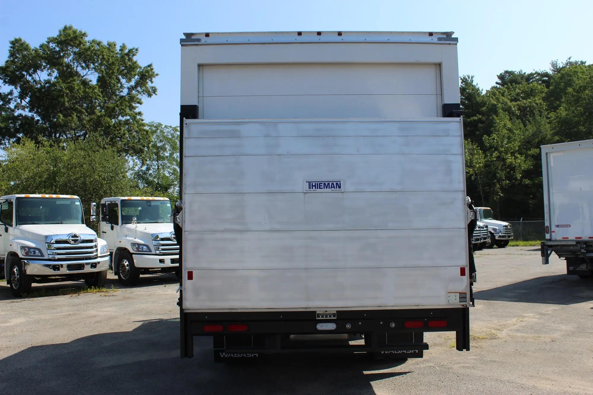 2024 Isuzu NRR in Wilmington, MA — photo 6