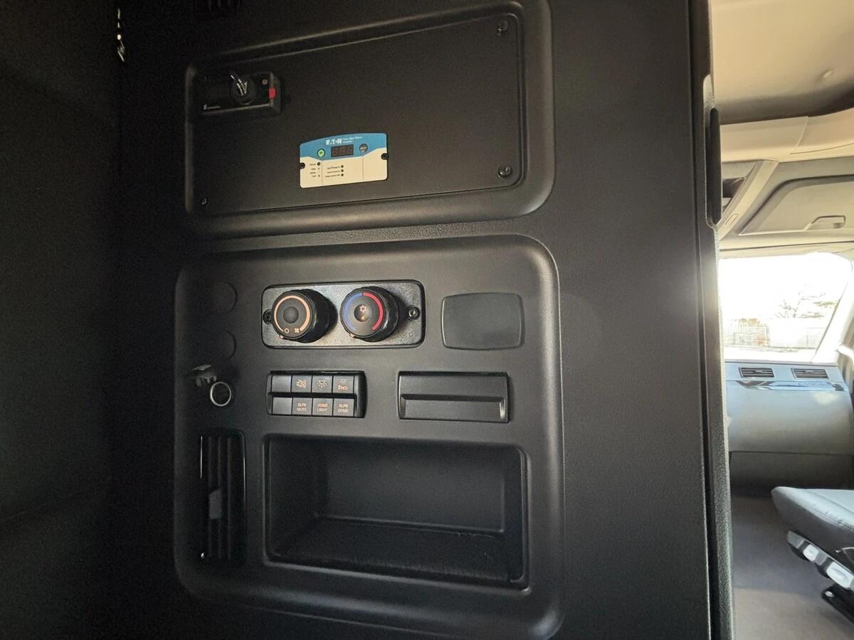 2026 Freightliner Cascadia in Amarillo, TX — photo 37