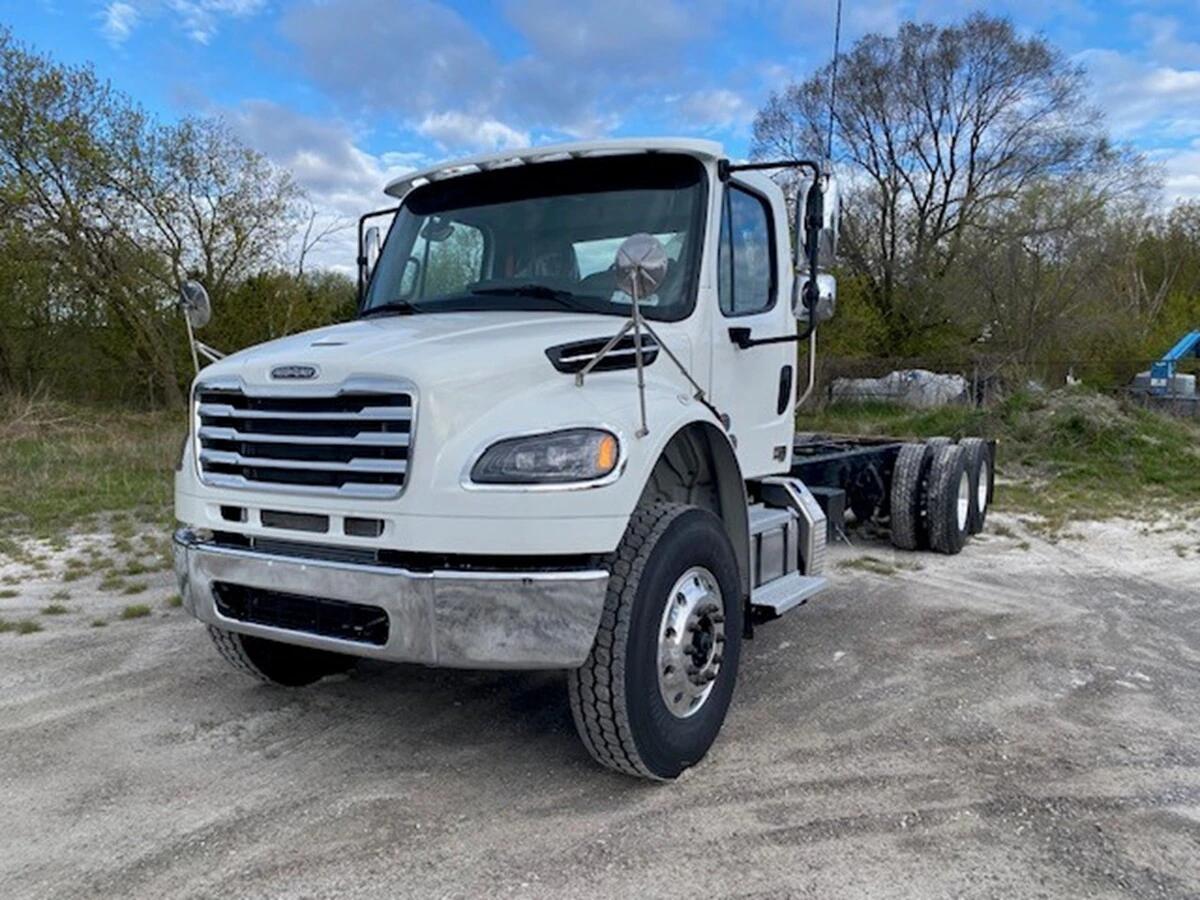 2027 Freightliner M2 106