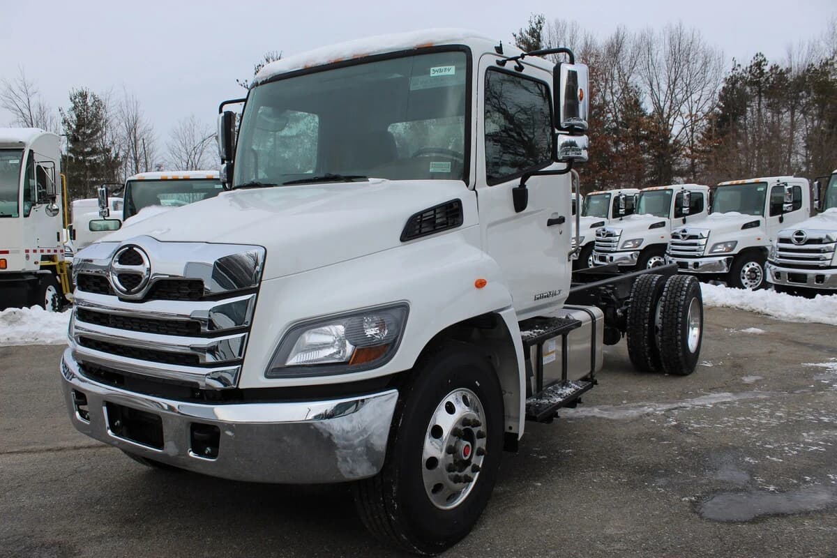 2025 Hino L7