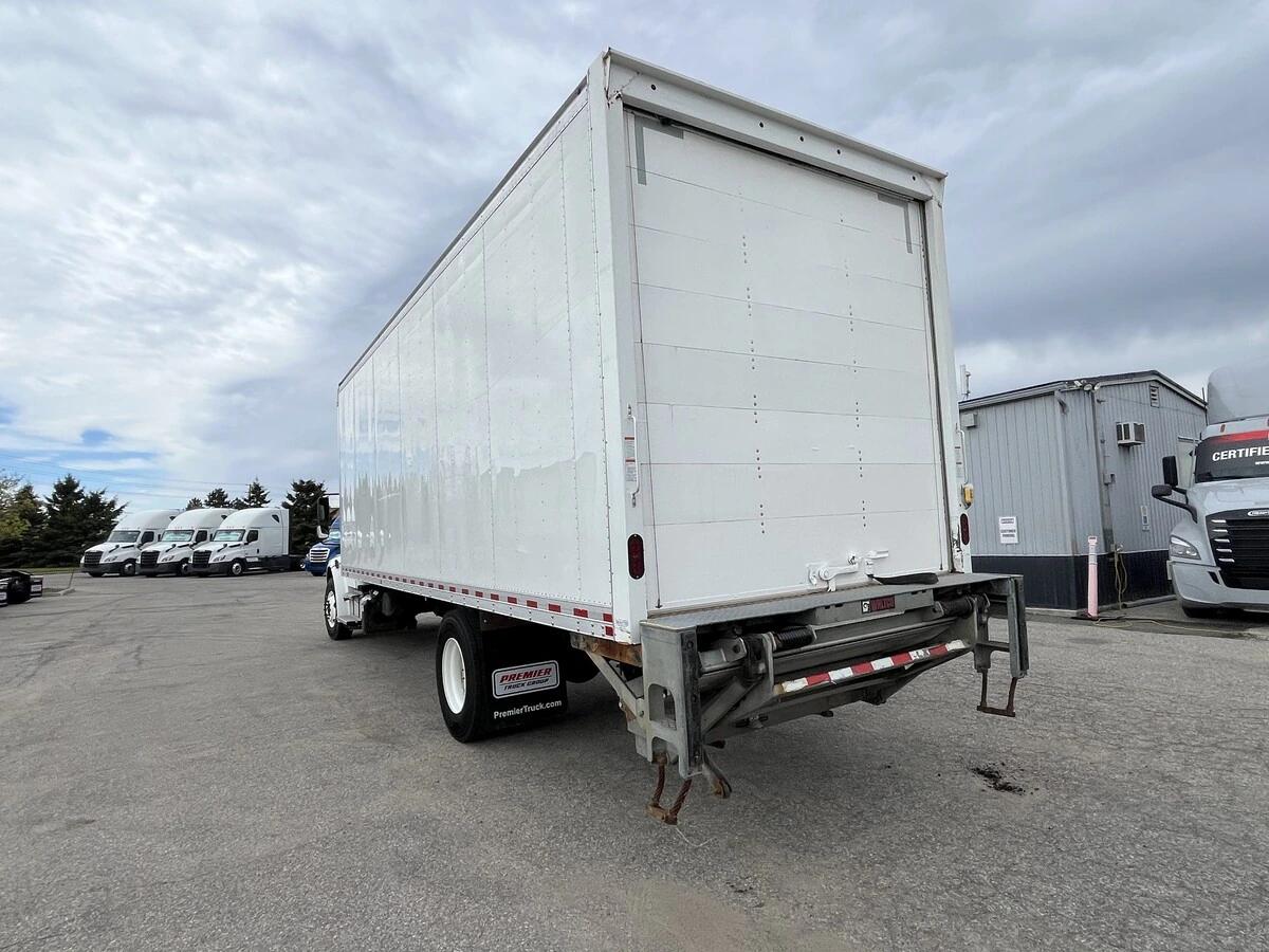 2022 Freightliner M2 106 — photo 14