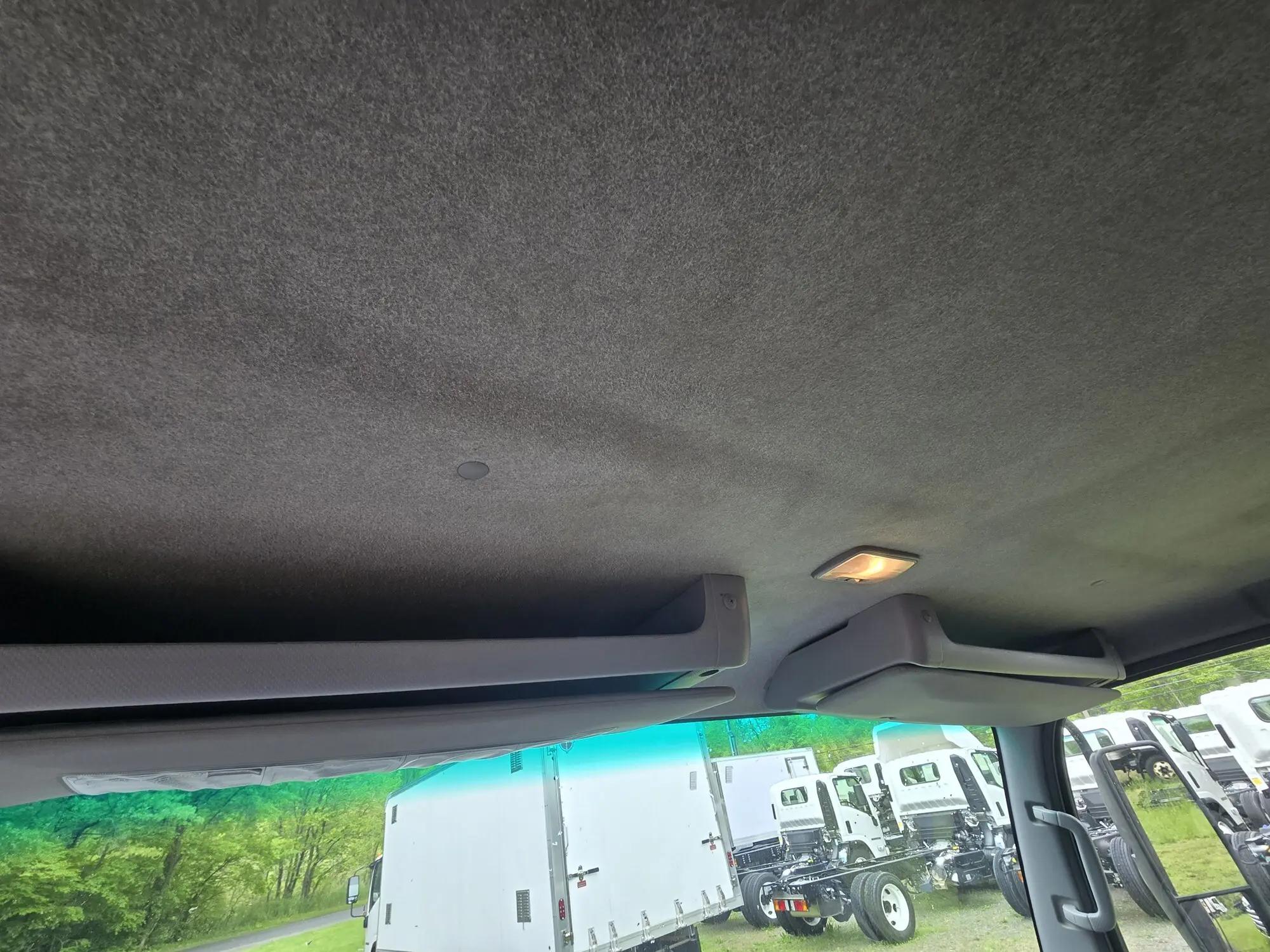 2013 Isuzu NQR in Danbury, CT — photo 10