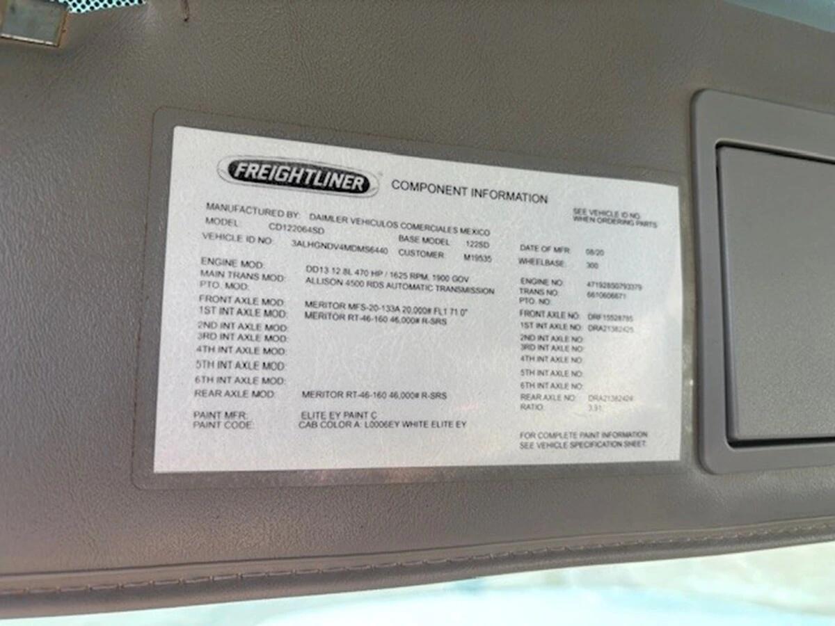 2021 Freightliner 122SD — photo 22