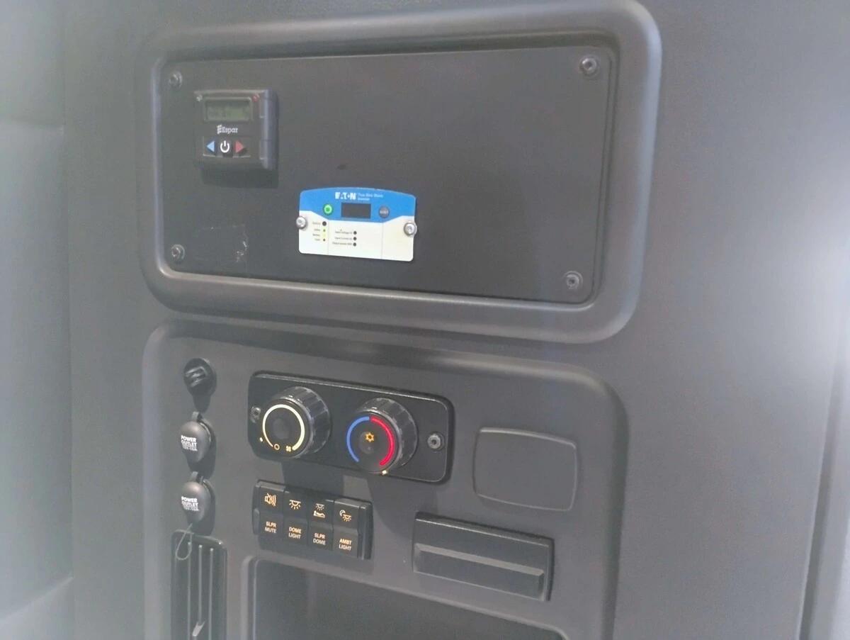2023 Freightliner Cascadia in Chattanooga, TN — photo 25