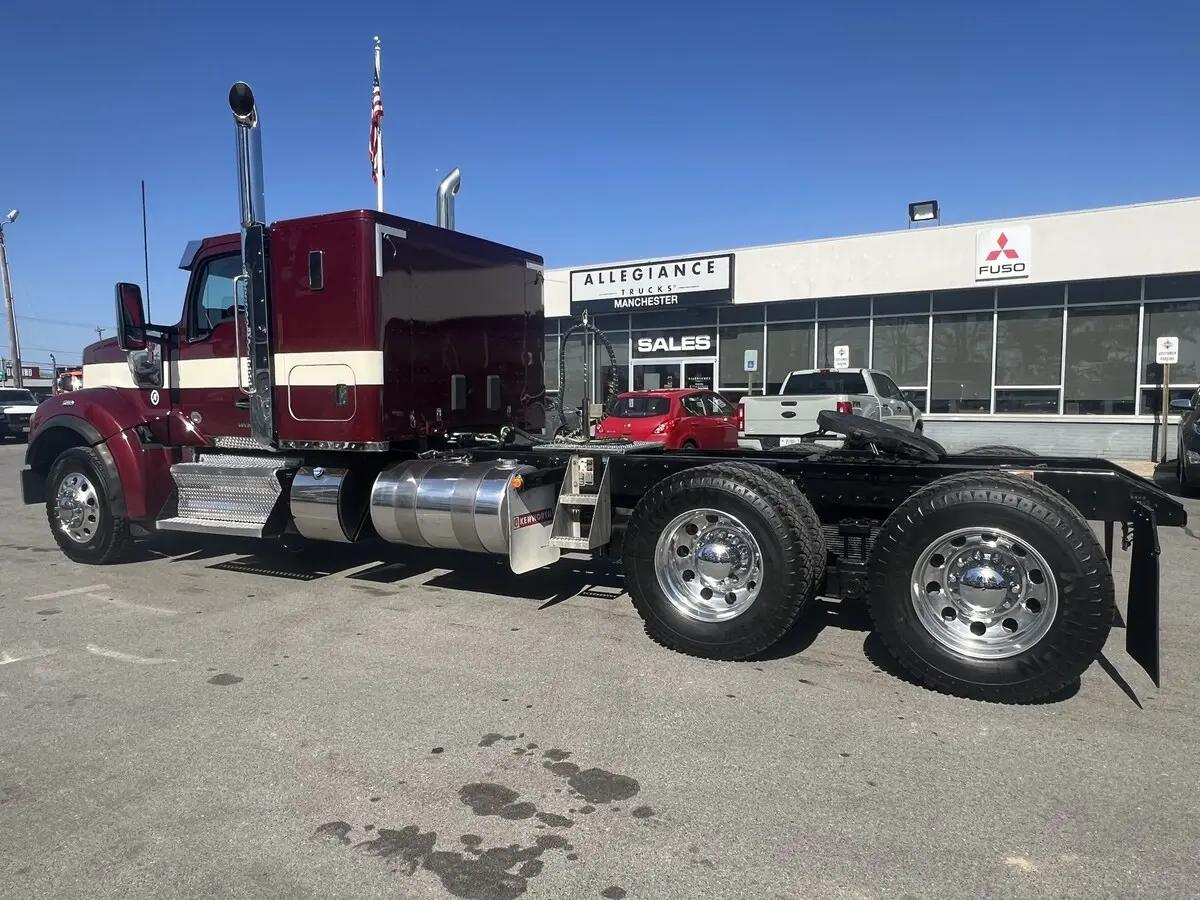 2024 Kenworth W900 in Saco, ME — photo 20