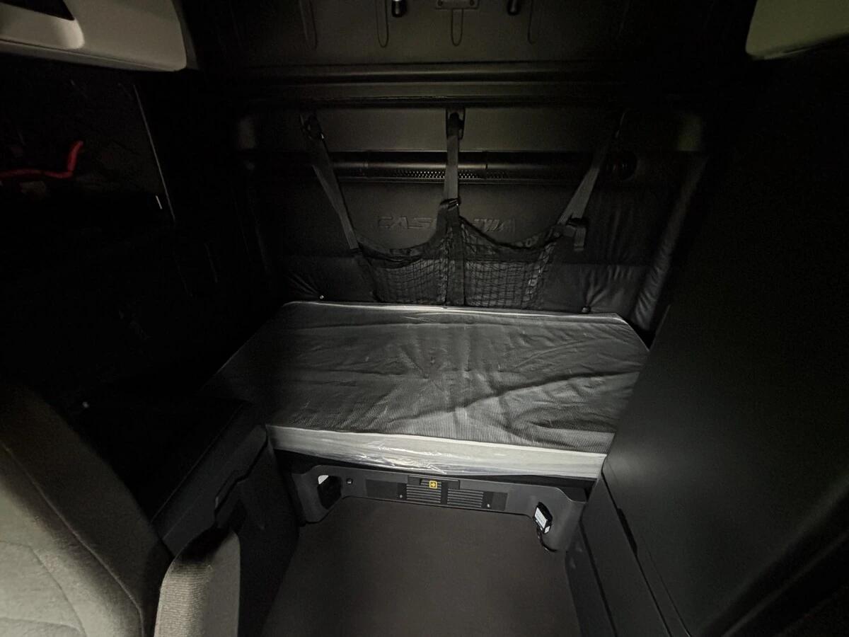 2025 Freightliner Cascadia — photo 14