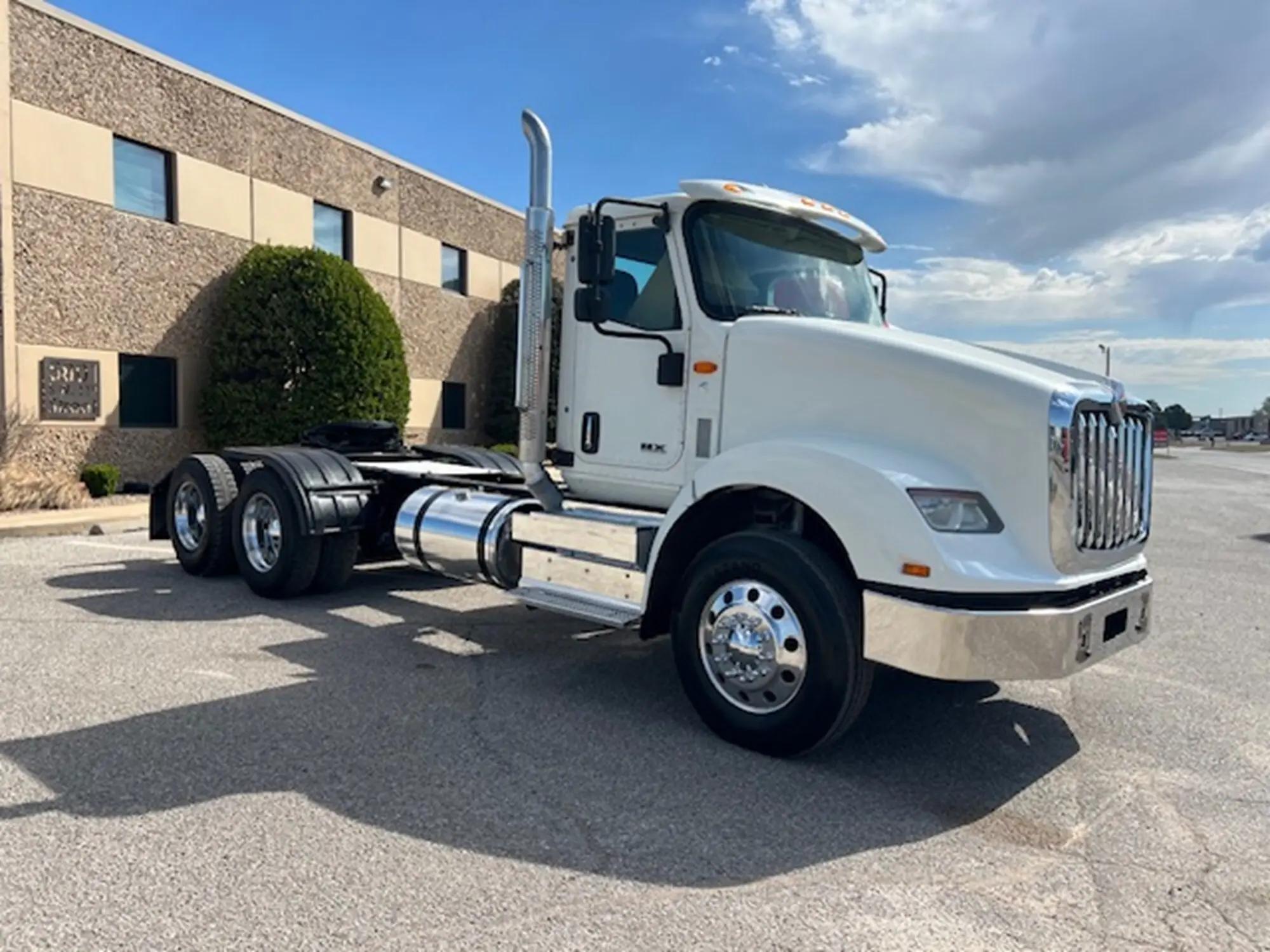 2020 International HX in Barrington, NH — photo 2