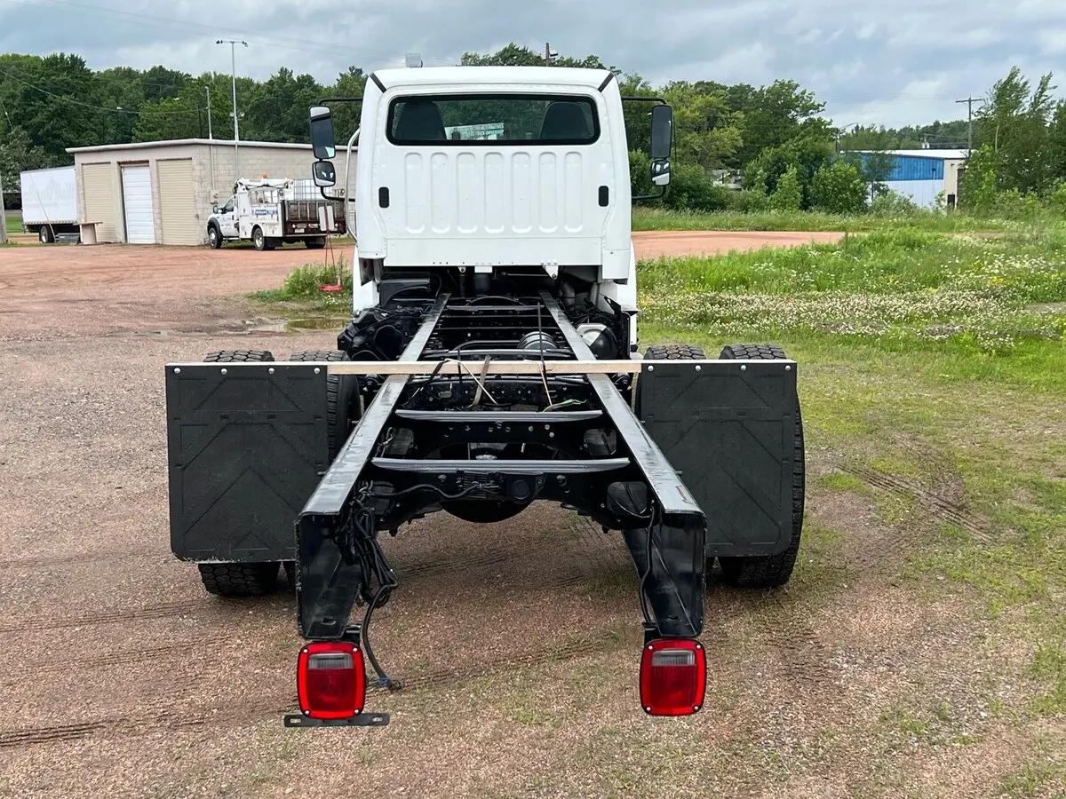 2019 Freightliner M2 106 in Cameron, WI — photo 13