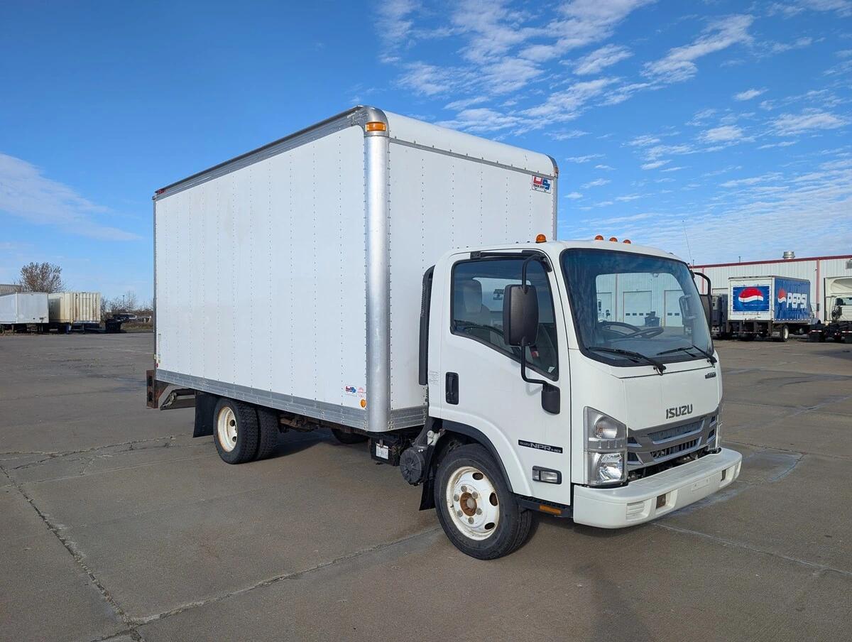 2016 Isuzu NPR in Davenport, IA — photo 4