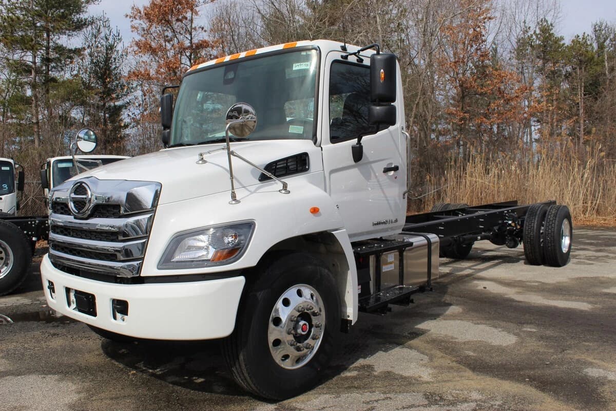 2025 Hino