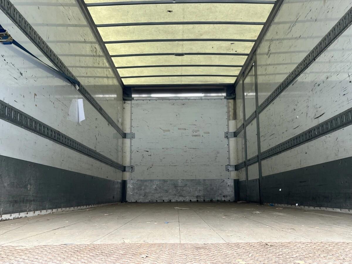2019 Freightliner M2 106 in London, ON — photo 22