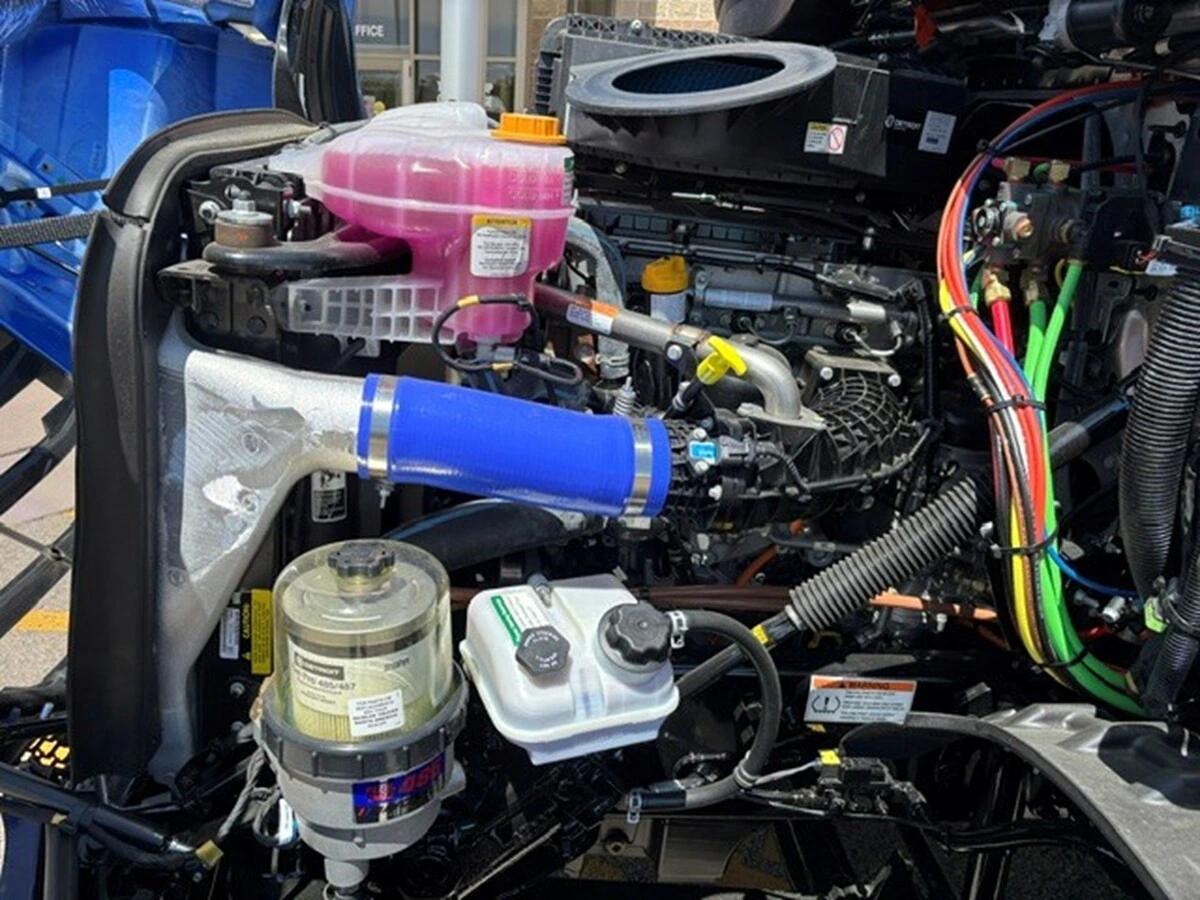 2026 Freightliner Cascadia in Knoxville, TN — photo 14