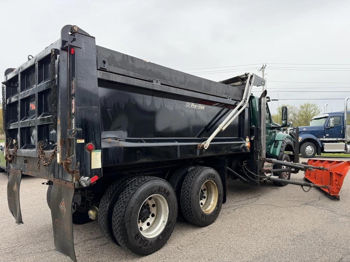 2021 International HV in Jericho, VT — photo 4