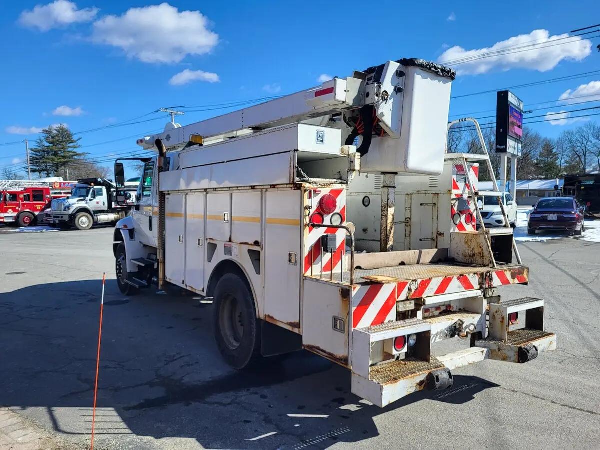 2010 International 4300 in Foxboro, MA — photo 7