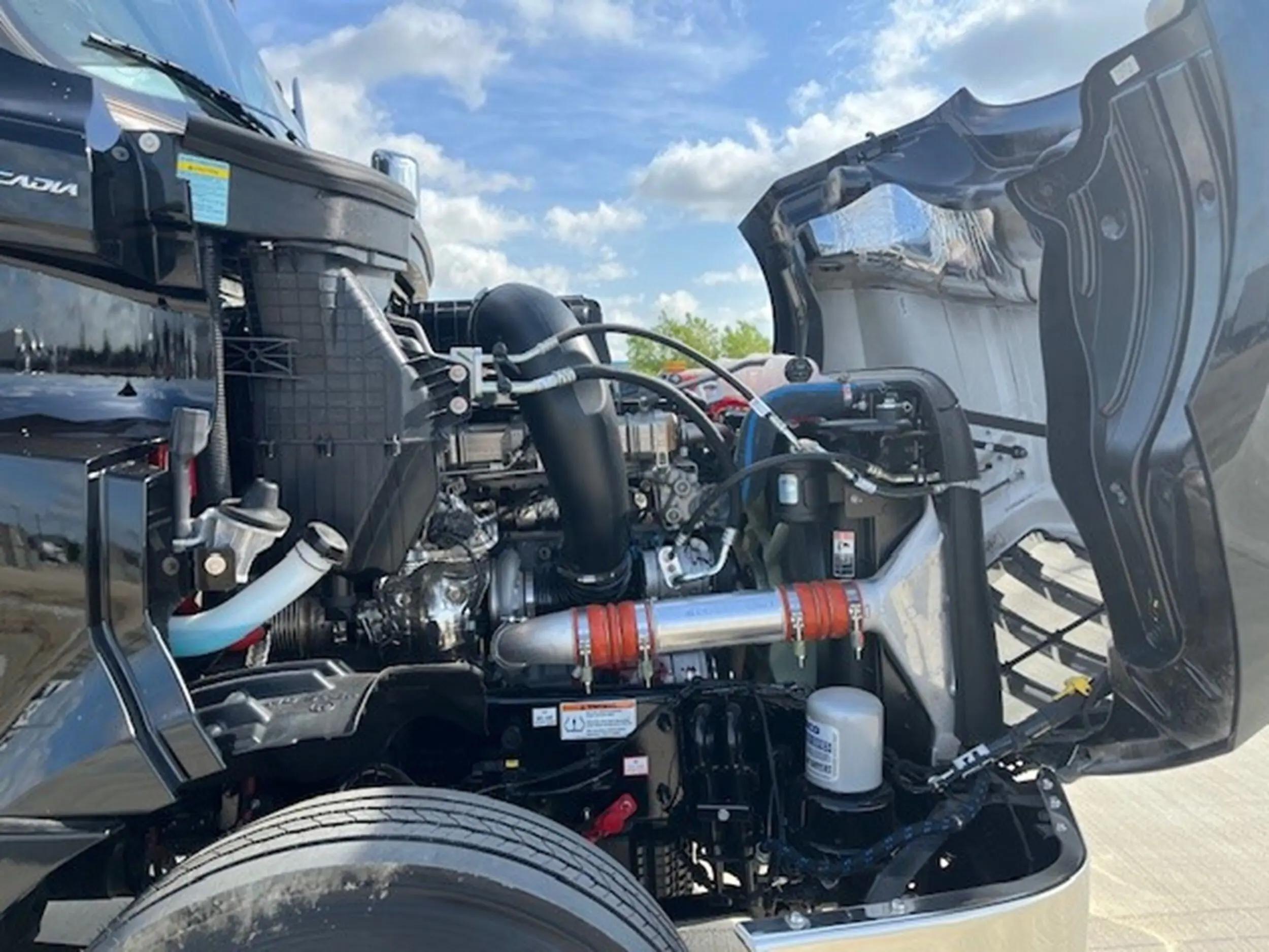 2026 Freightliner Cascadia in Fort Worth, TX — photo 14