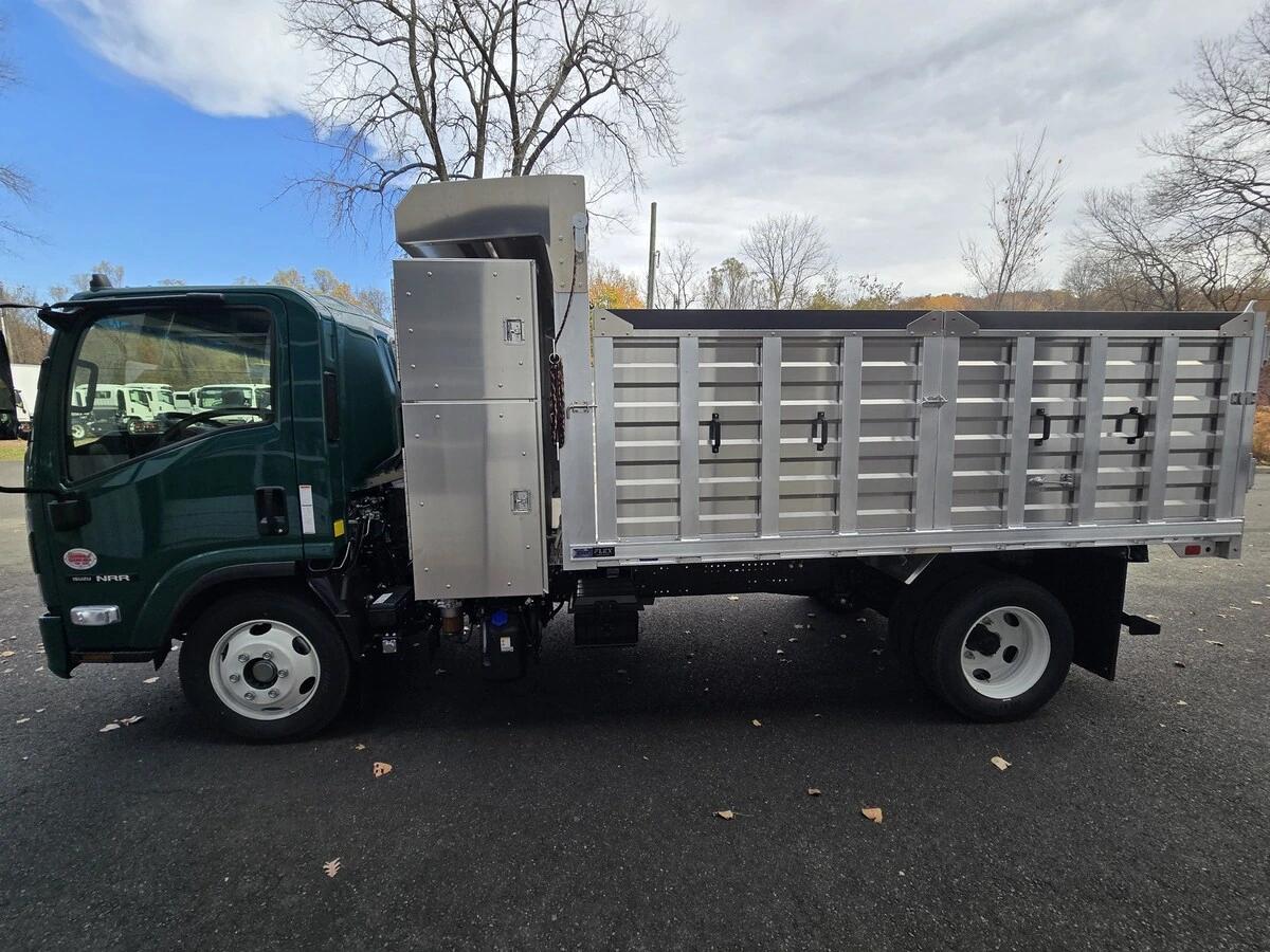 2025 Isuzu NRR in Hartford, CT — photo 11