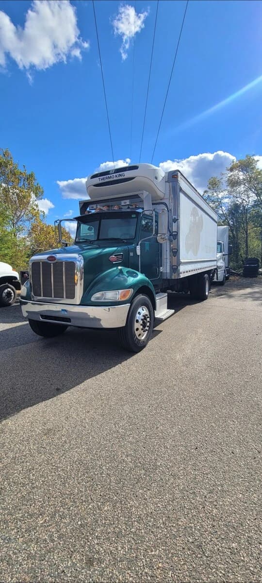 2014 Peterbilt 337