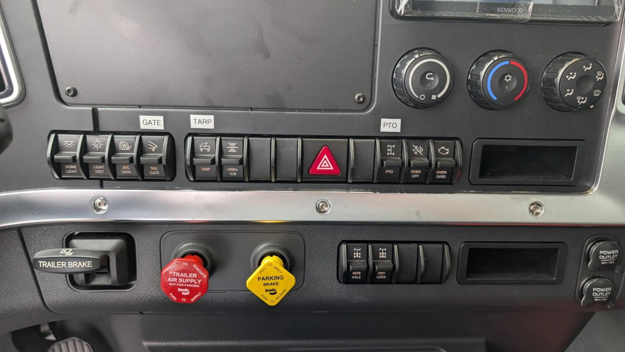 2026 Western Star 47X in Columbia, MO — photo 14